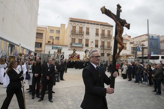 El vía crucis del Cristo de la Divina Misericordia, en imágenes