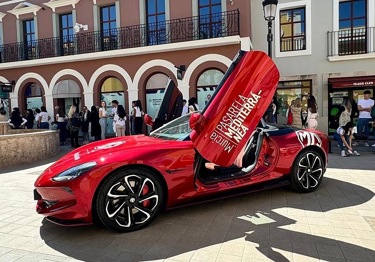 MG Cyberster y MG Huertas Auto, modelos de excepción en Murcia Pasarela Mediterránea