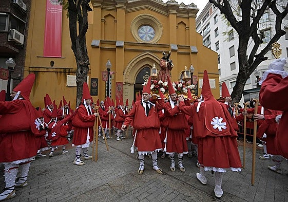 En imágenes, la procesión del Cristo de la Caridad