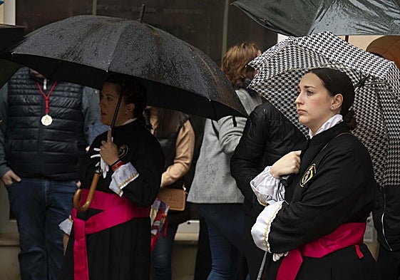 Decepción entre los cofrades al conocer la suspensión de la procesión de la burrica.