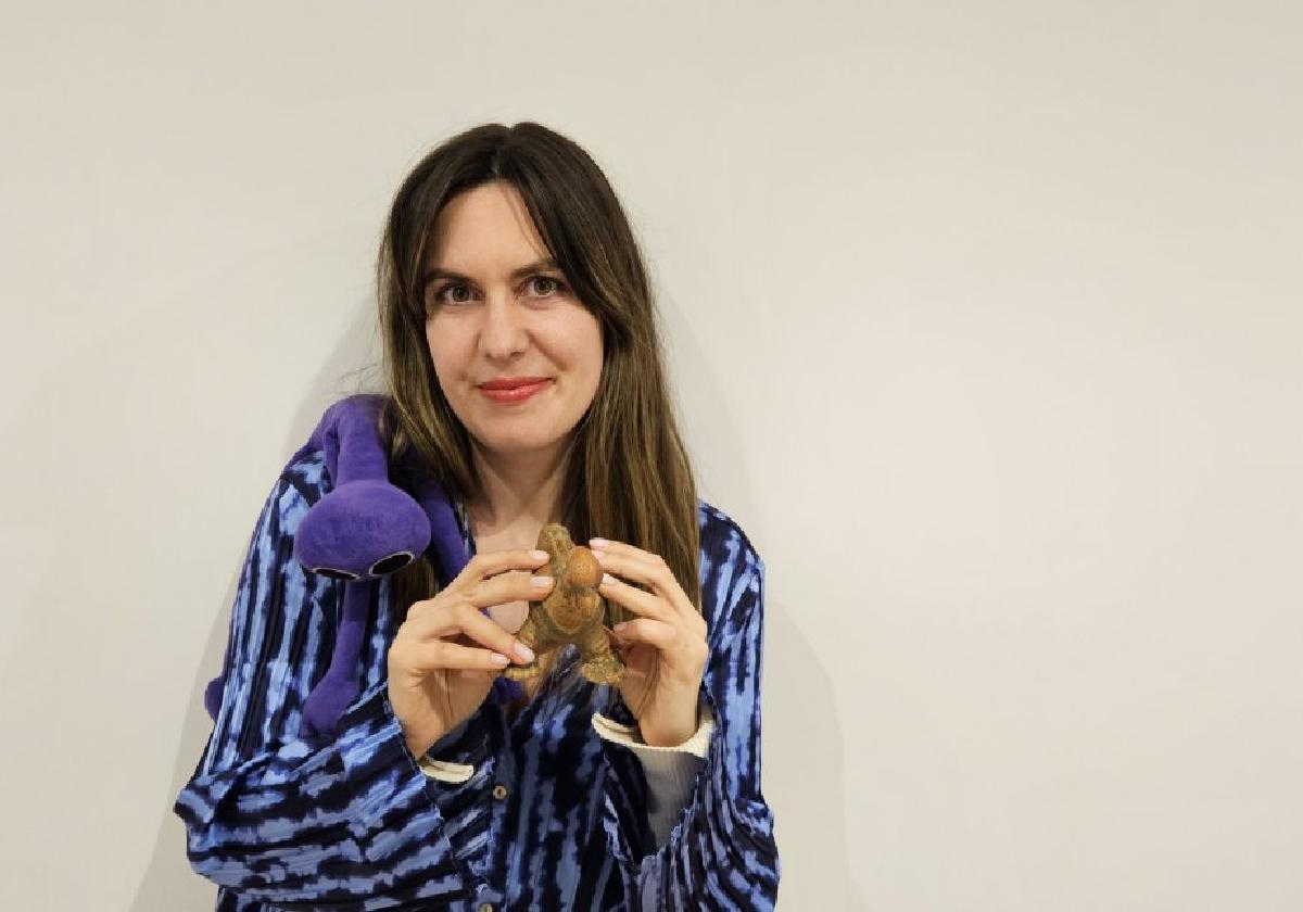 Violeta Nicolás, el arte de la presencia y la interrogación