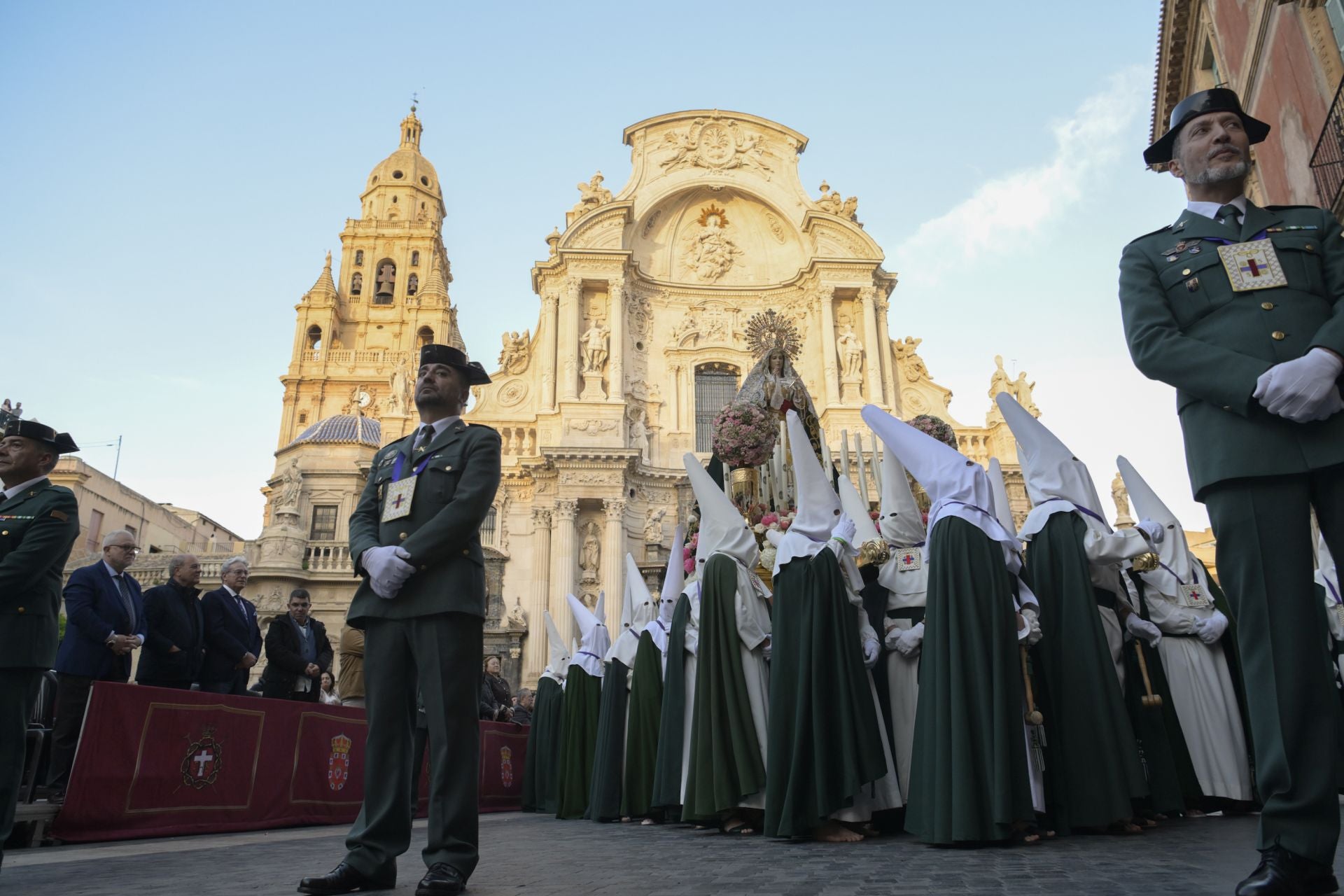 La procesión del Rescate y la Esperanza del Martes Santo en Murcia, en imágenes