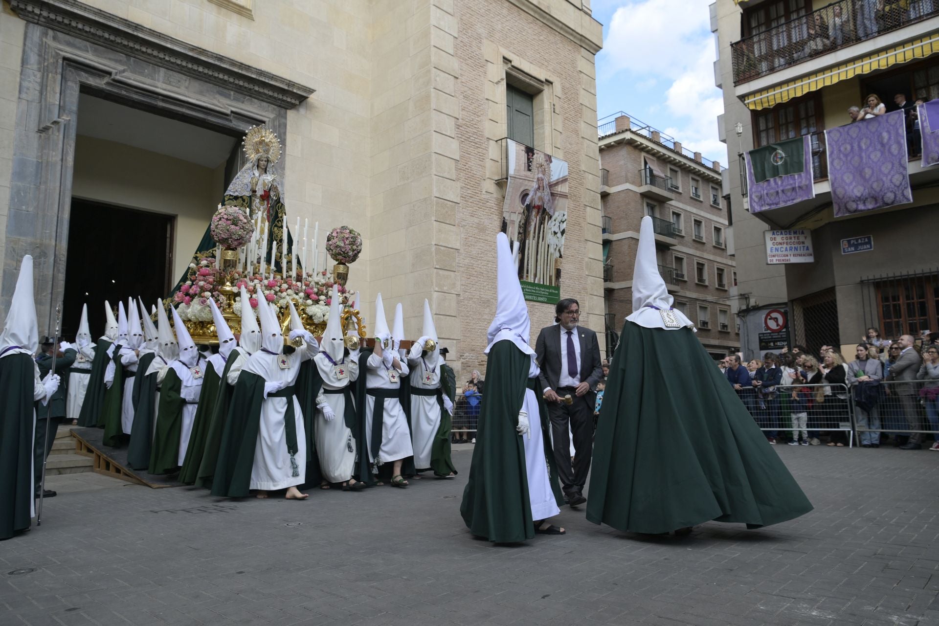 La procesión del Rescate y la Esperanza del Martes Santo en Murcia, en imágenes