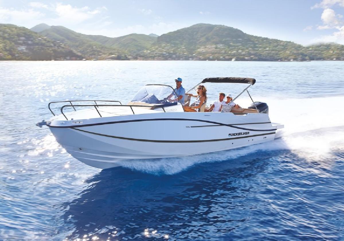 Freedom Boat Club acerca la náutica a todos los públicos en la costa de la Región