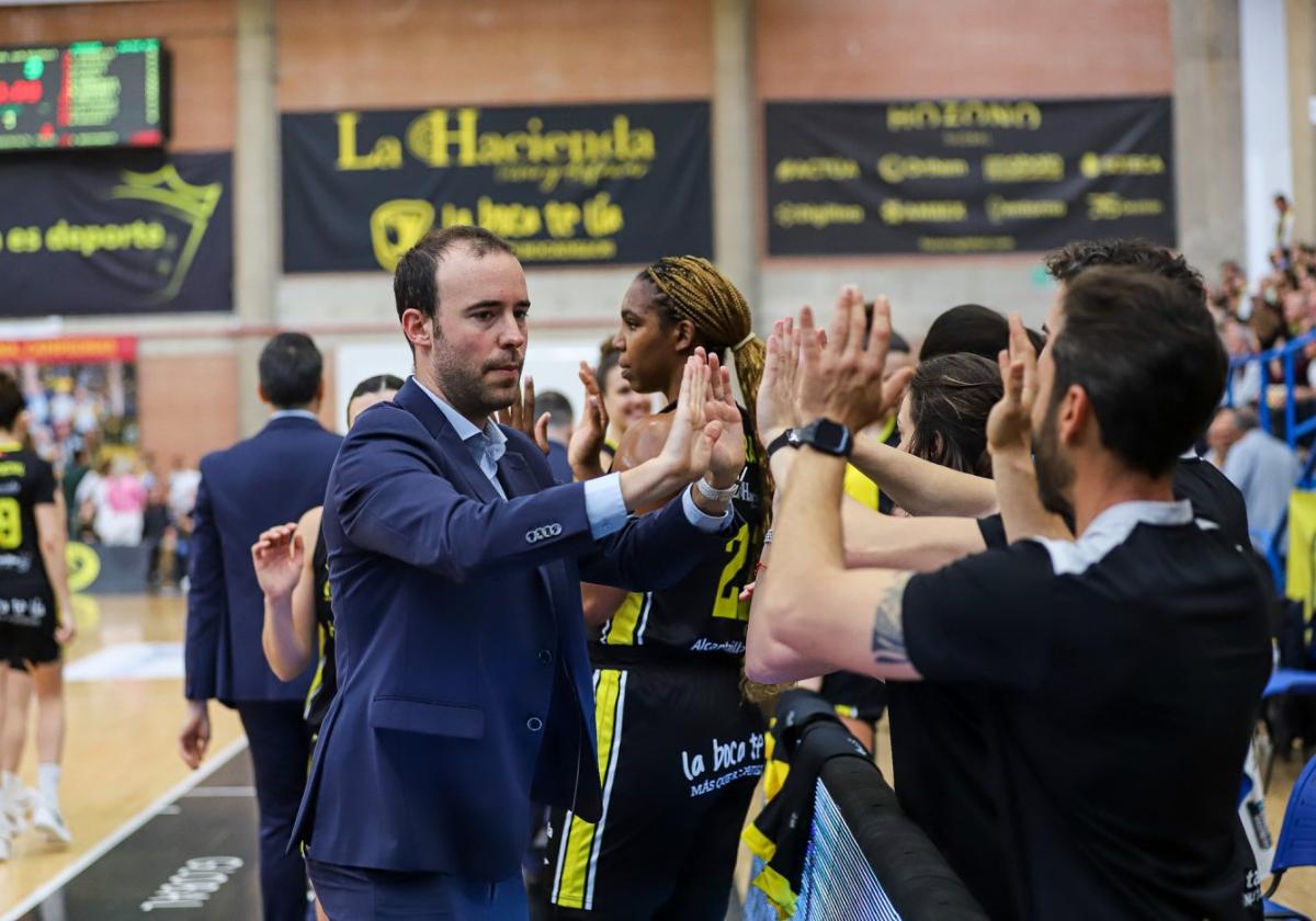 Bernat Canut, mejor entrenador de la temporada