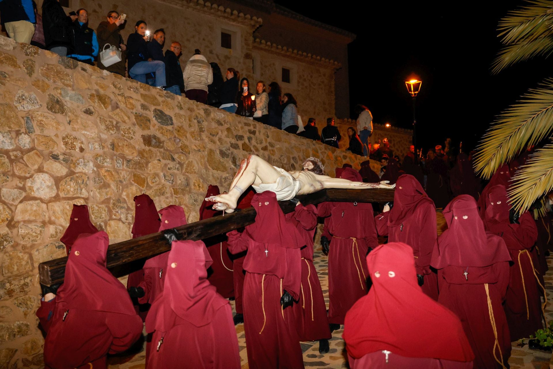 El traslado del Cristo de la Misericordia, en imágenes