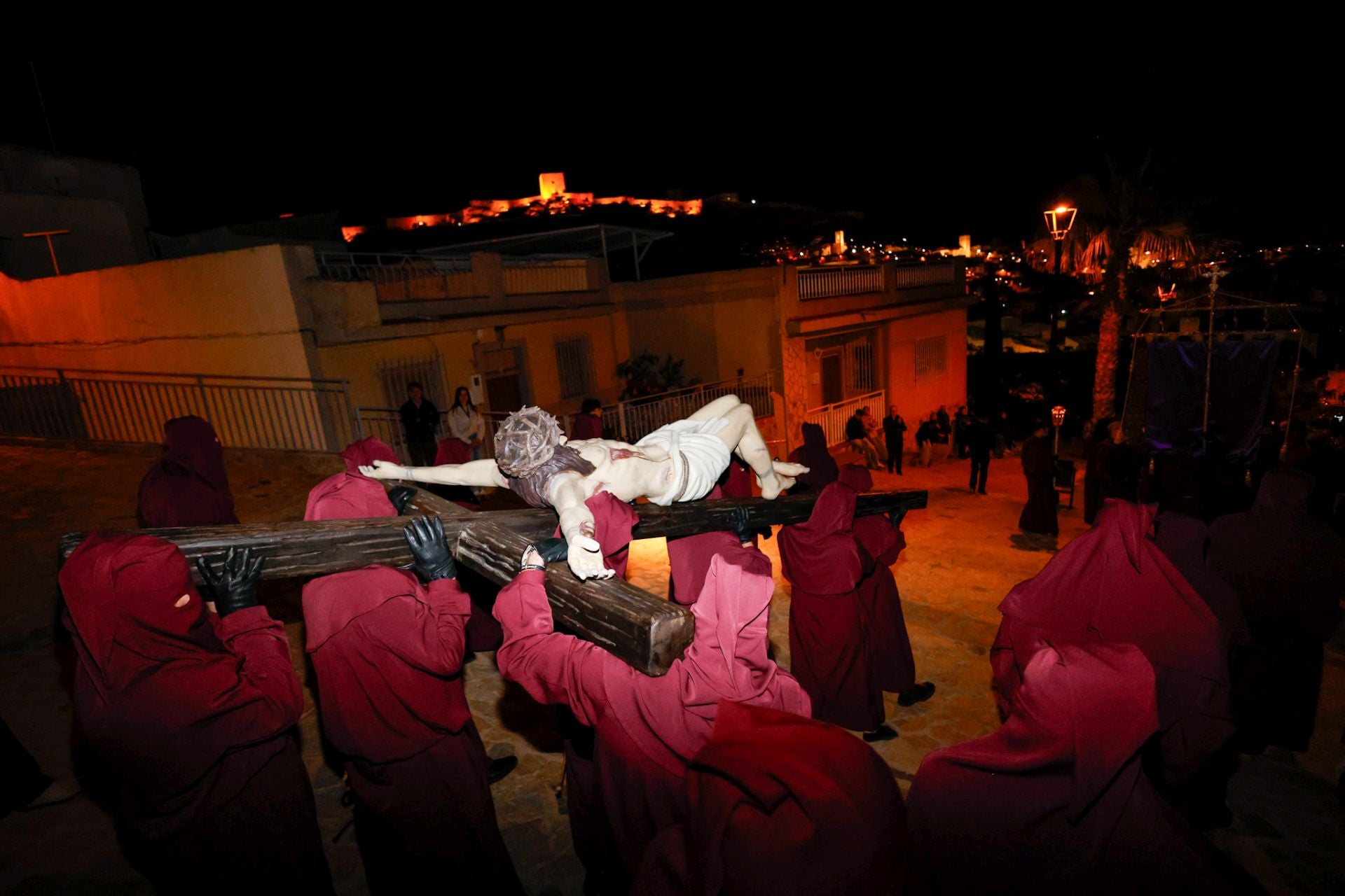El traslado del Cristo de la Misericordia, en imágenes