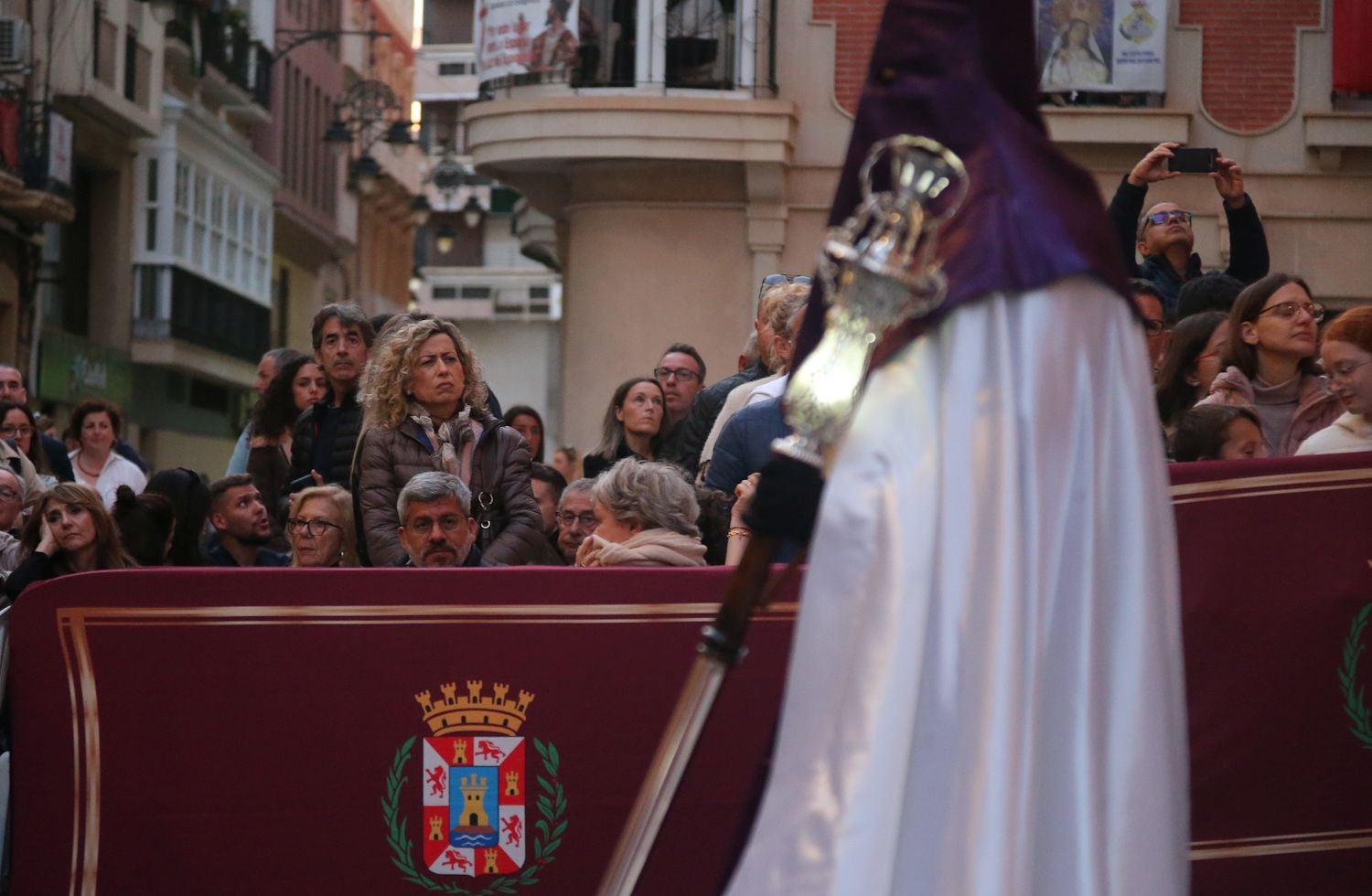 La procesión del Santo Entierro en Cartagena, en imágenes