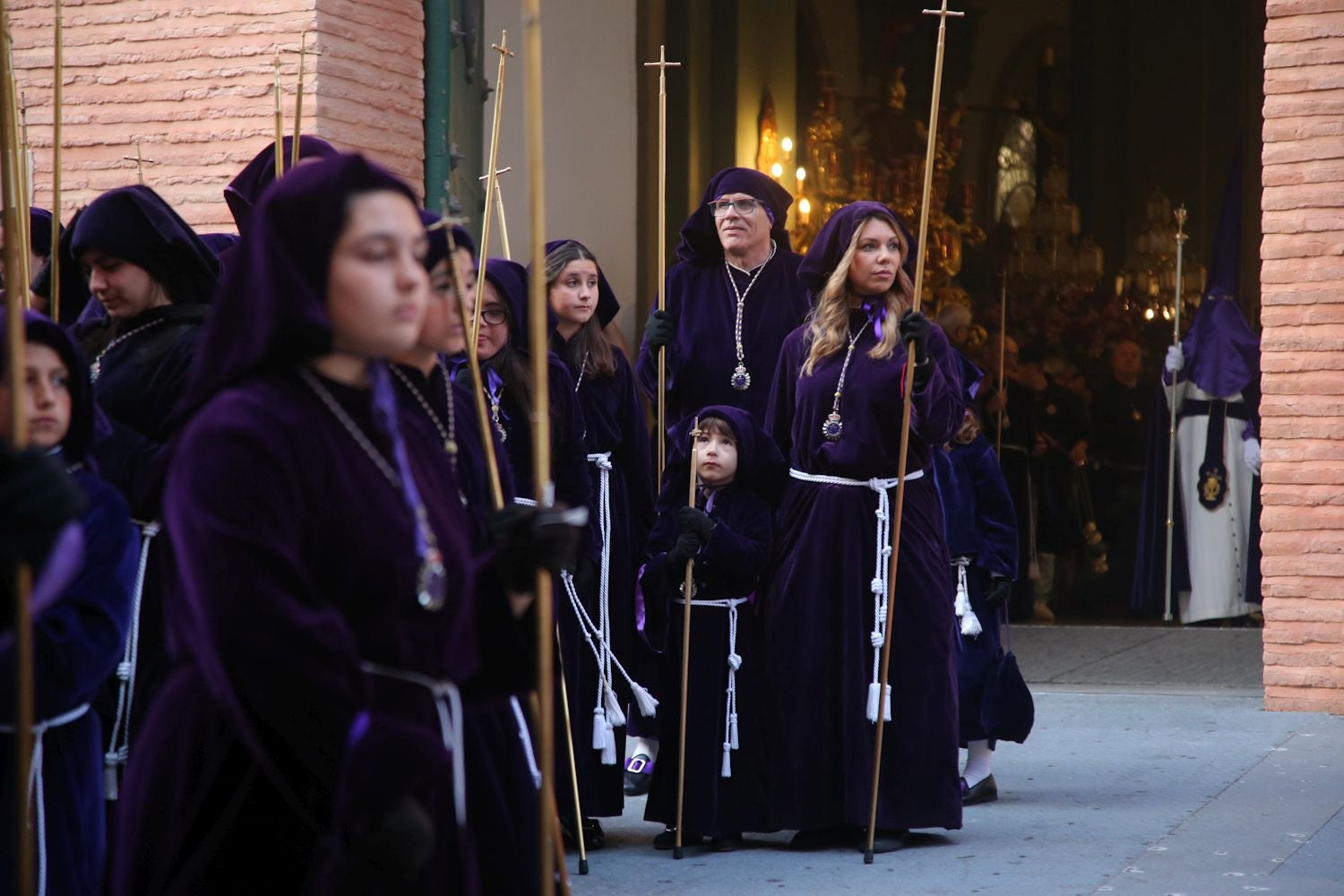 La procesión del Santo Entierro en Cartagena, en imágenes