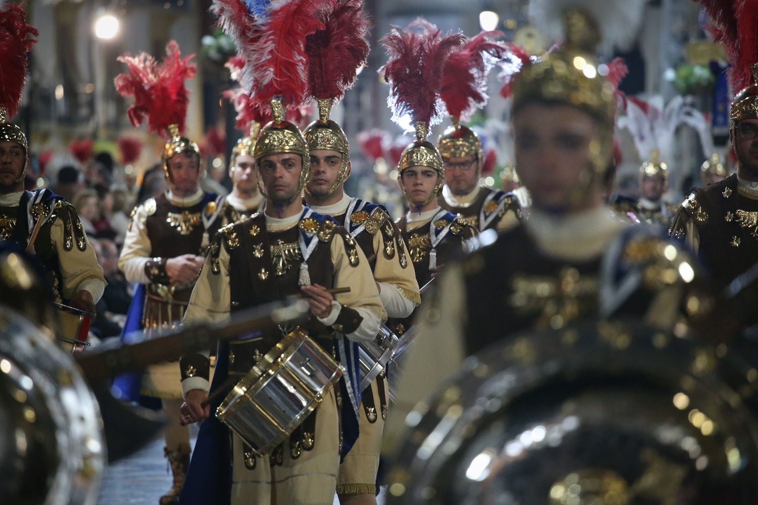 La procesión del Santo Entierro en Cartagena, en imágenes