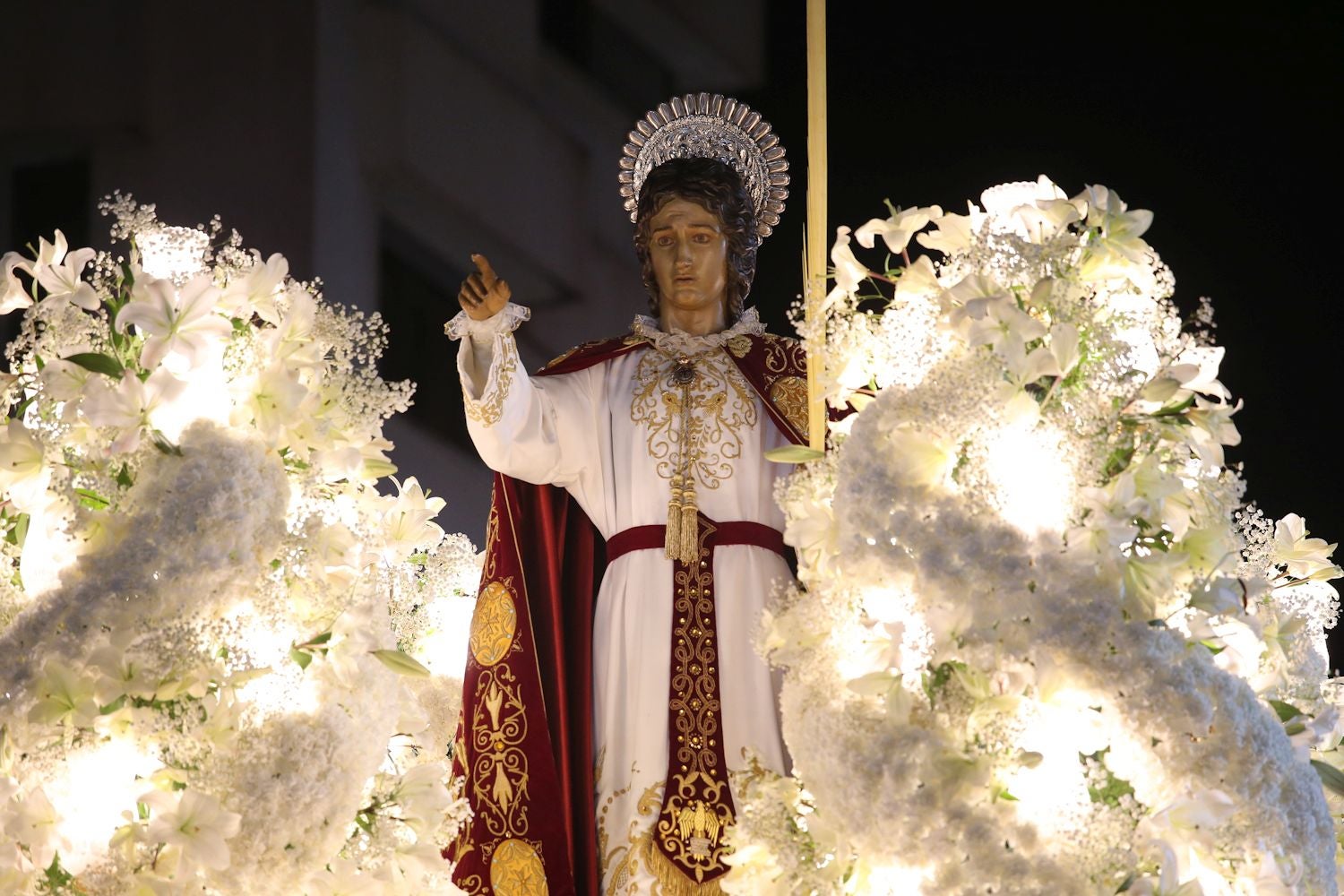 La procesión del Santo Entierro en Cartagena, en imágenes