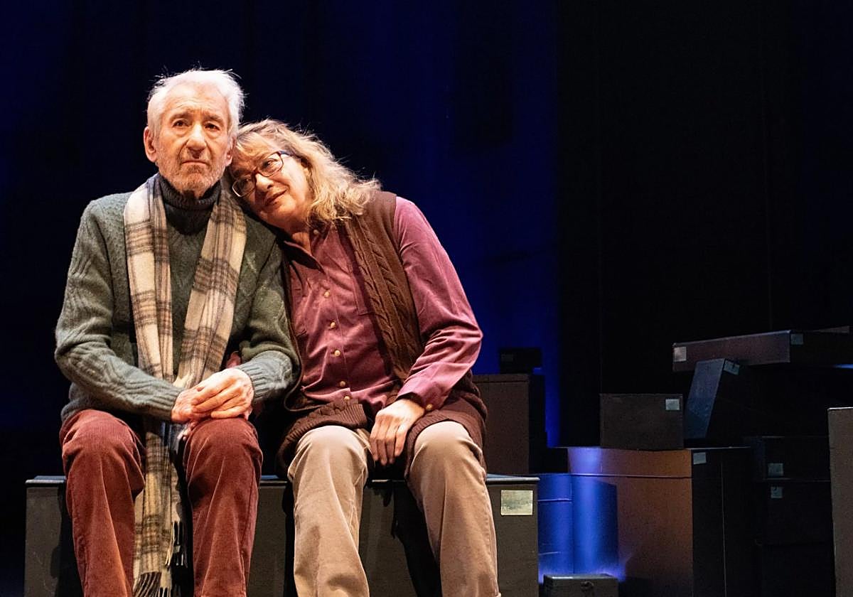 José Sacristán y Ana Marzoa.