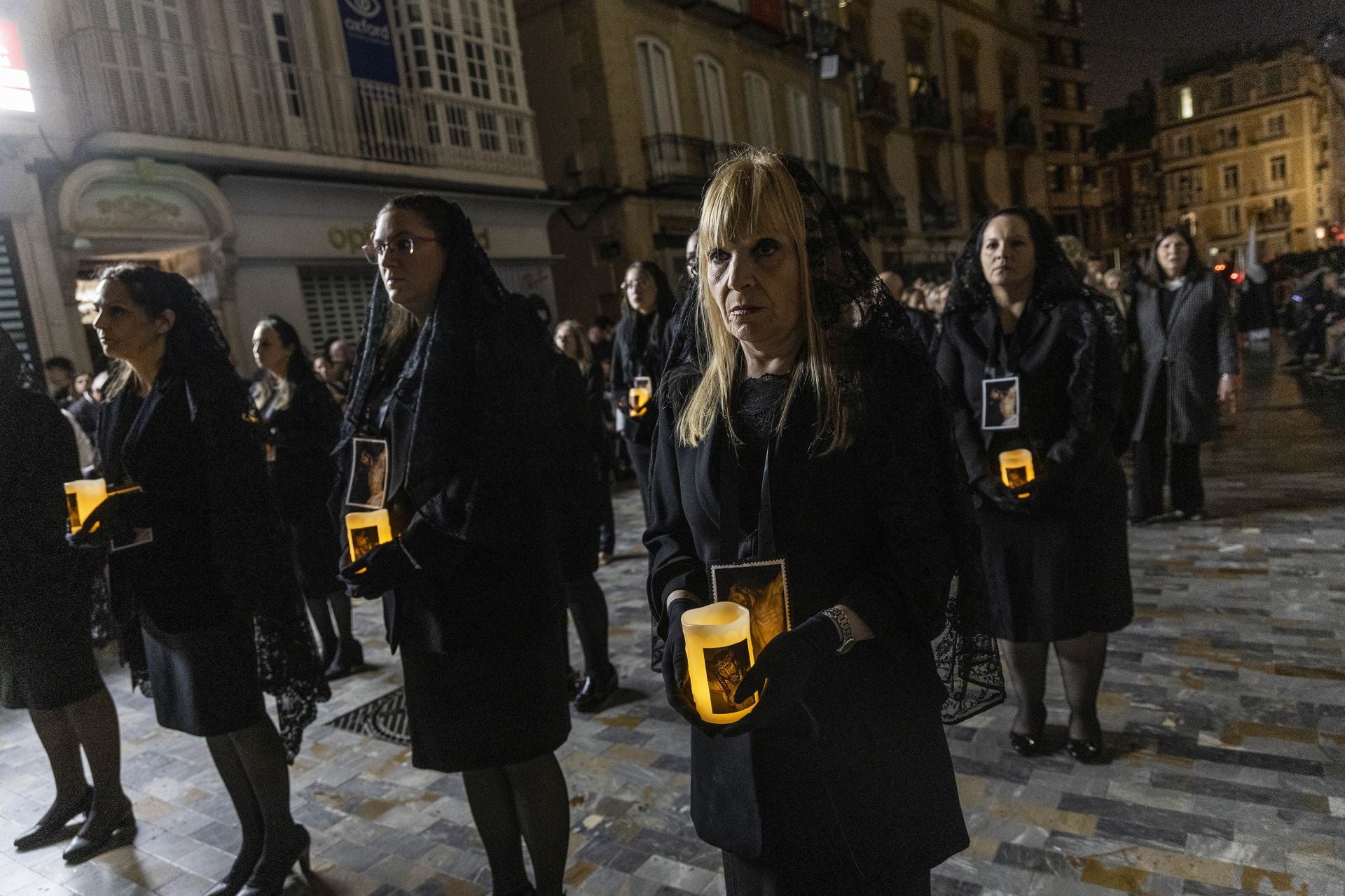 Las imágenes de los cortejos californios del Jueves Santo en Cartagena