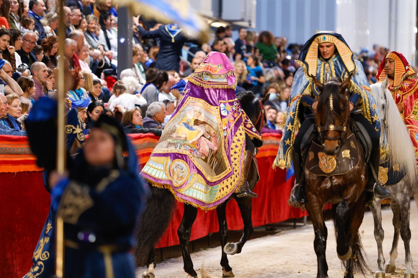 Las imágenes del cortejo bíblico de Jueves Santo en Lorca