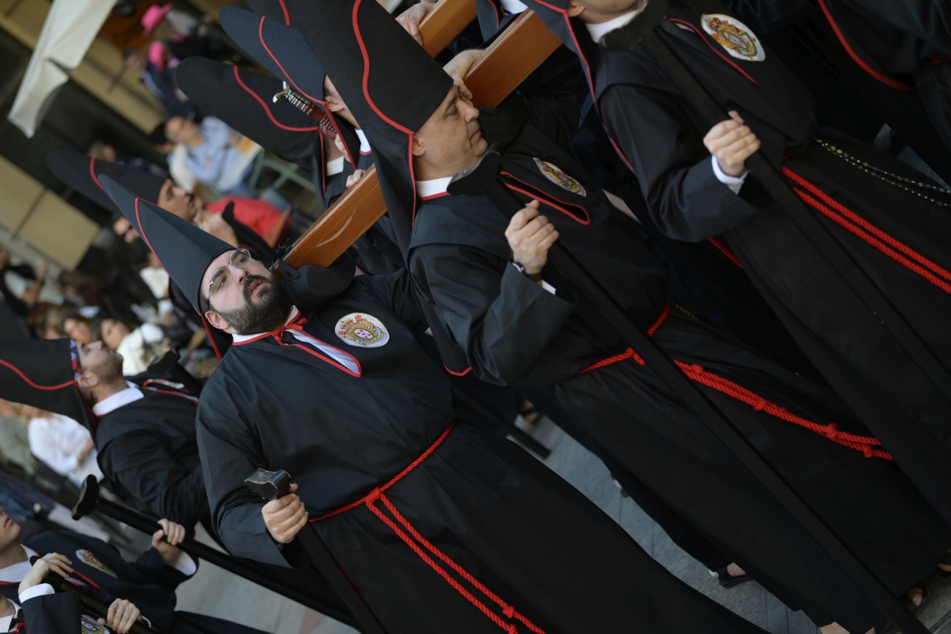 La procesión de la Soledad del Calvario en Murcia, en imágenes