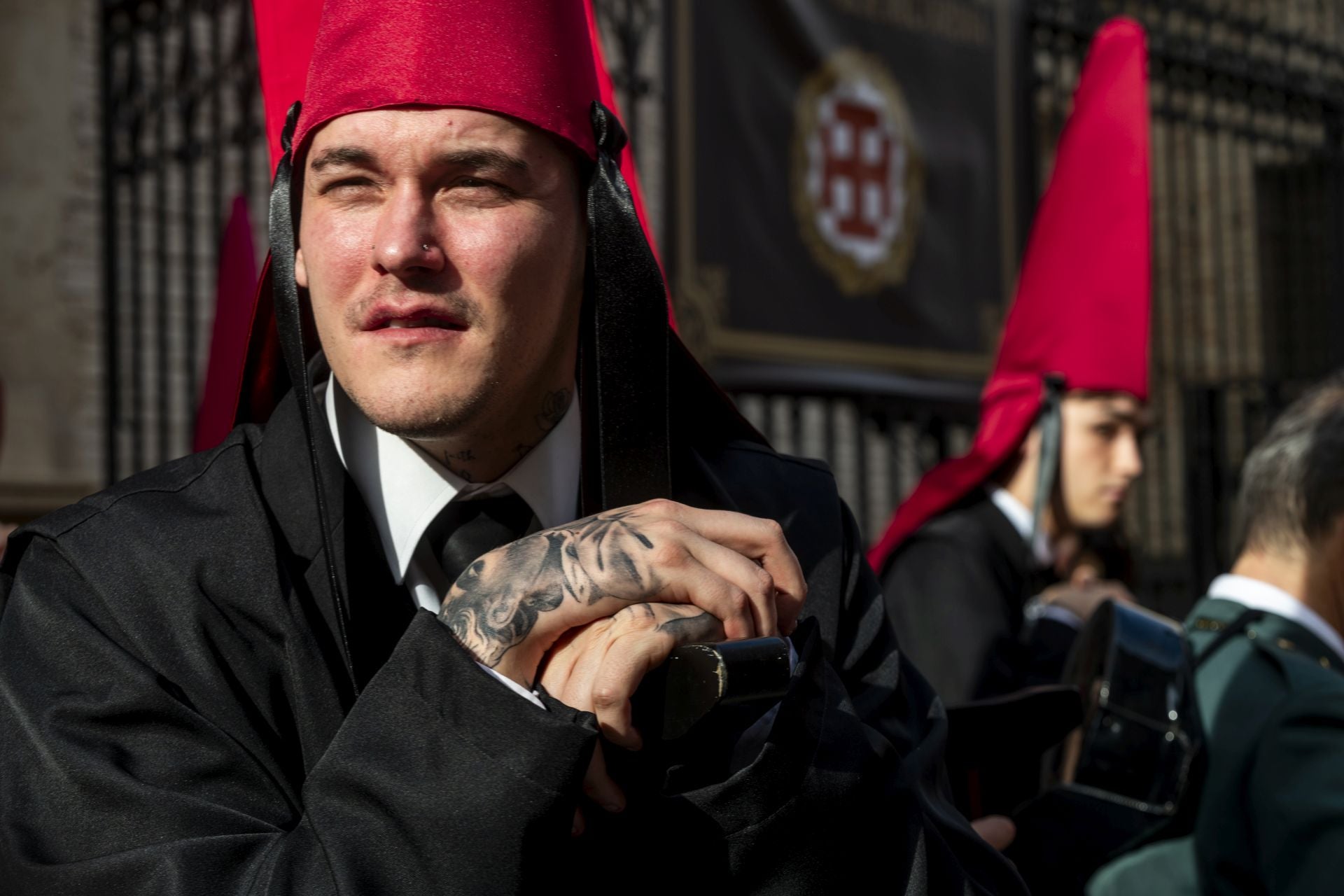 Luto en las calles de Murcia en el Viernes Santo