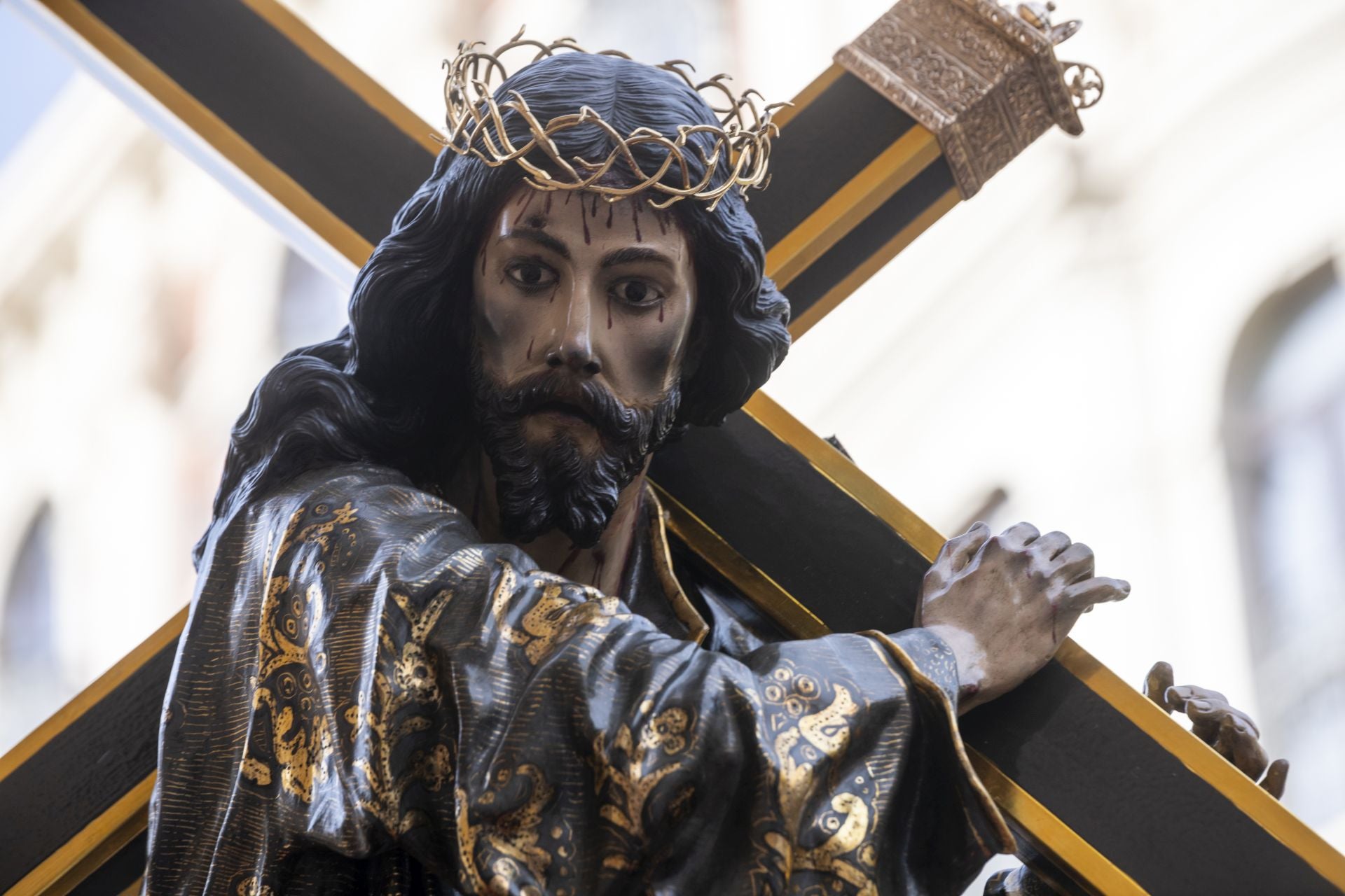 Luto en las calles de Murcia en el Viernes Santo