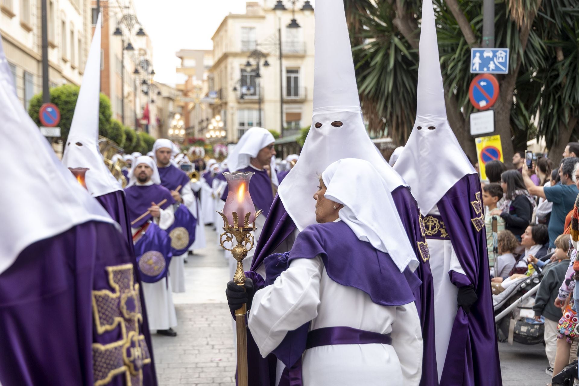 En imágenes, las procesiones de la Vera Cruz y las Santas Mujeres en Cartagena