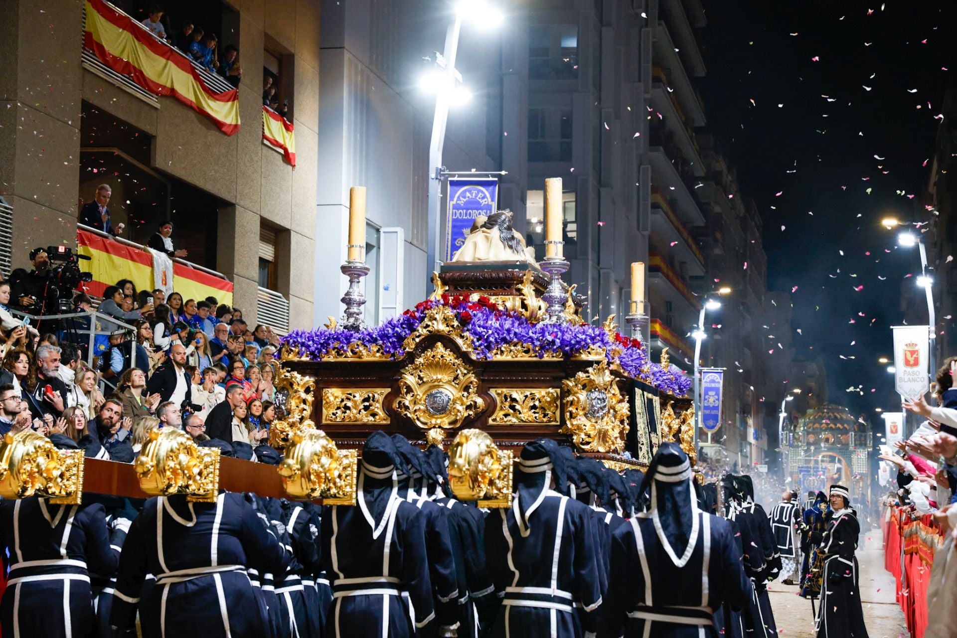 La procesión del Viernes Santo de Lorca, en imágenes