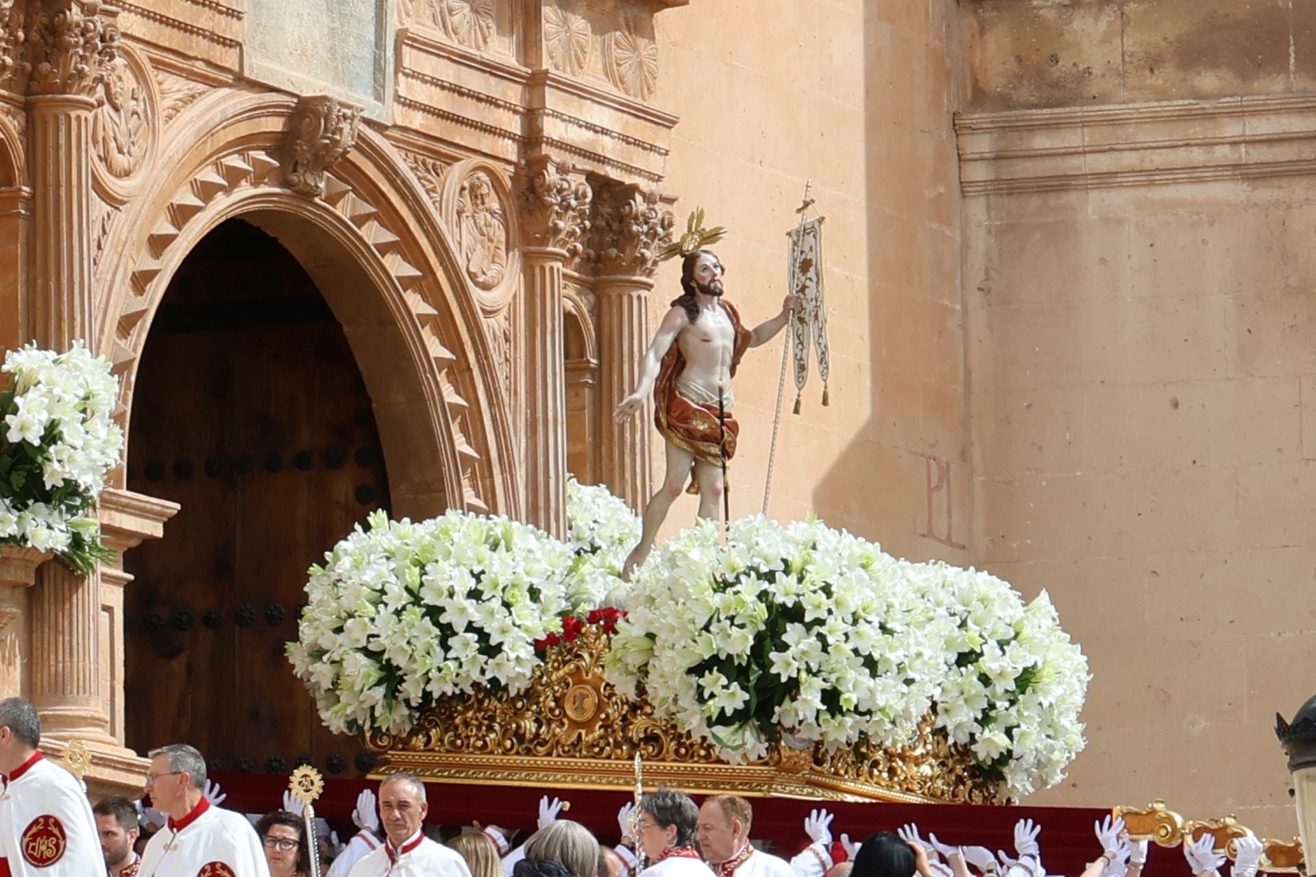 En imágenes, la procesión del Domingo de Resurrección en Lorca