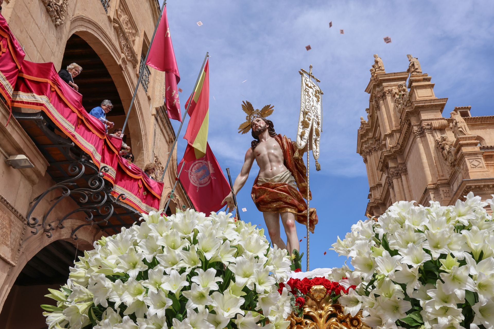 En imágenes, la procesión del Domingo de Resurrección en Lorca