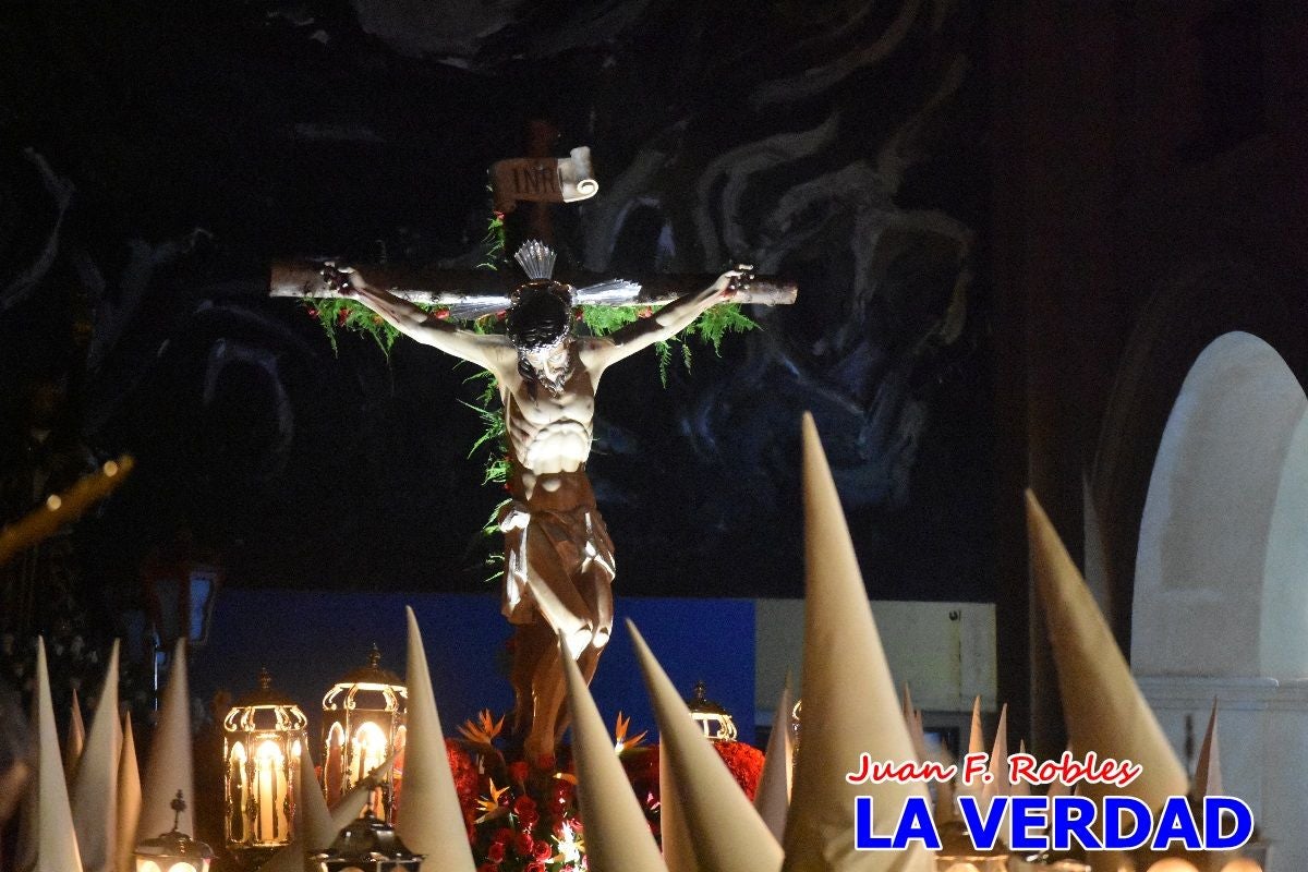 El Silencio inunda de solemnidad Caravaca de la Cruz en la noche de Jueves Santo