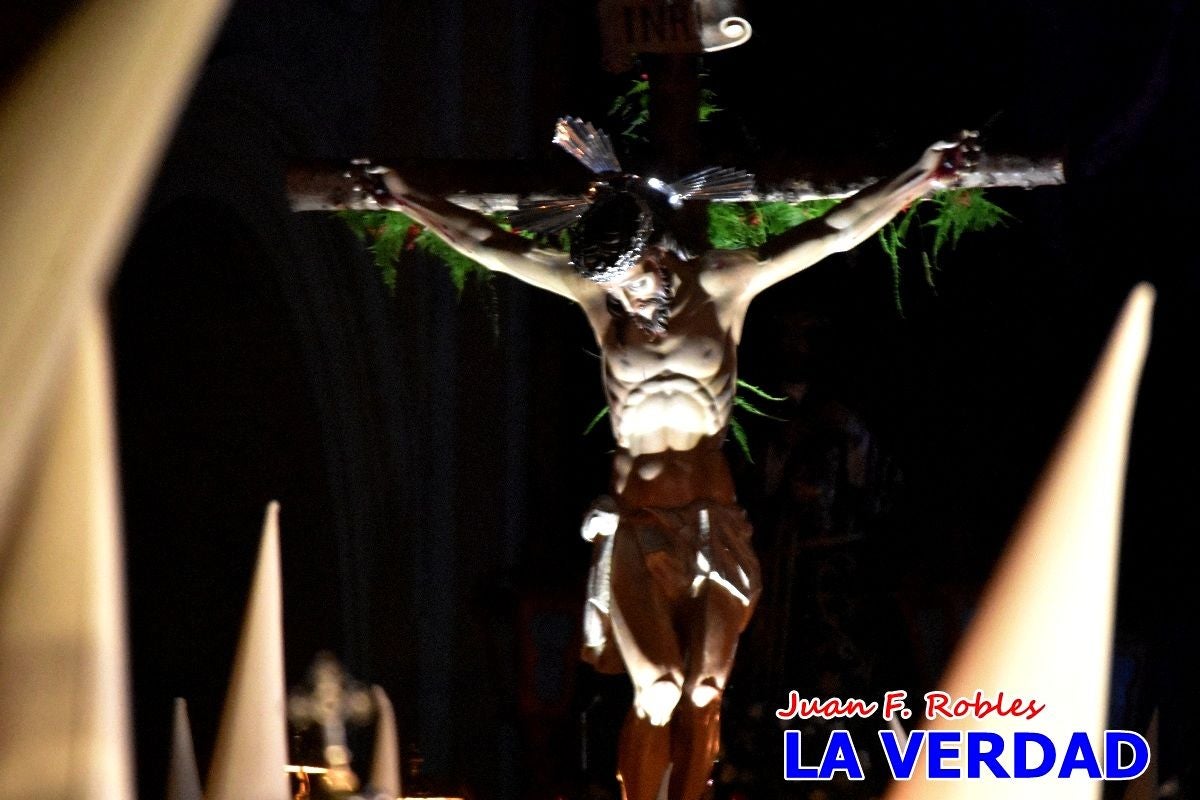 El Silencio inunda de solemnidad Caravaca de la Cruz en la noche de Jueves Santo