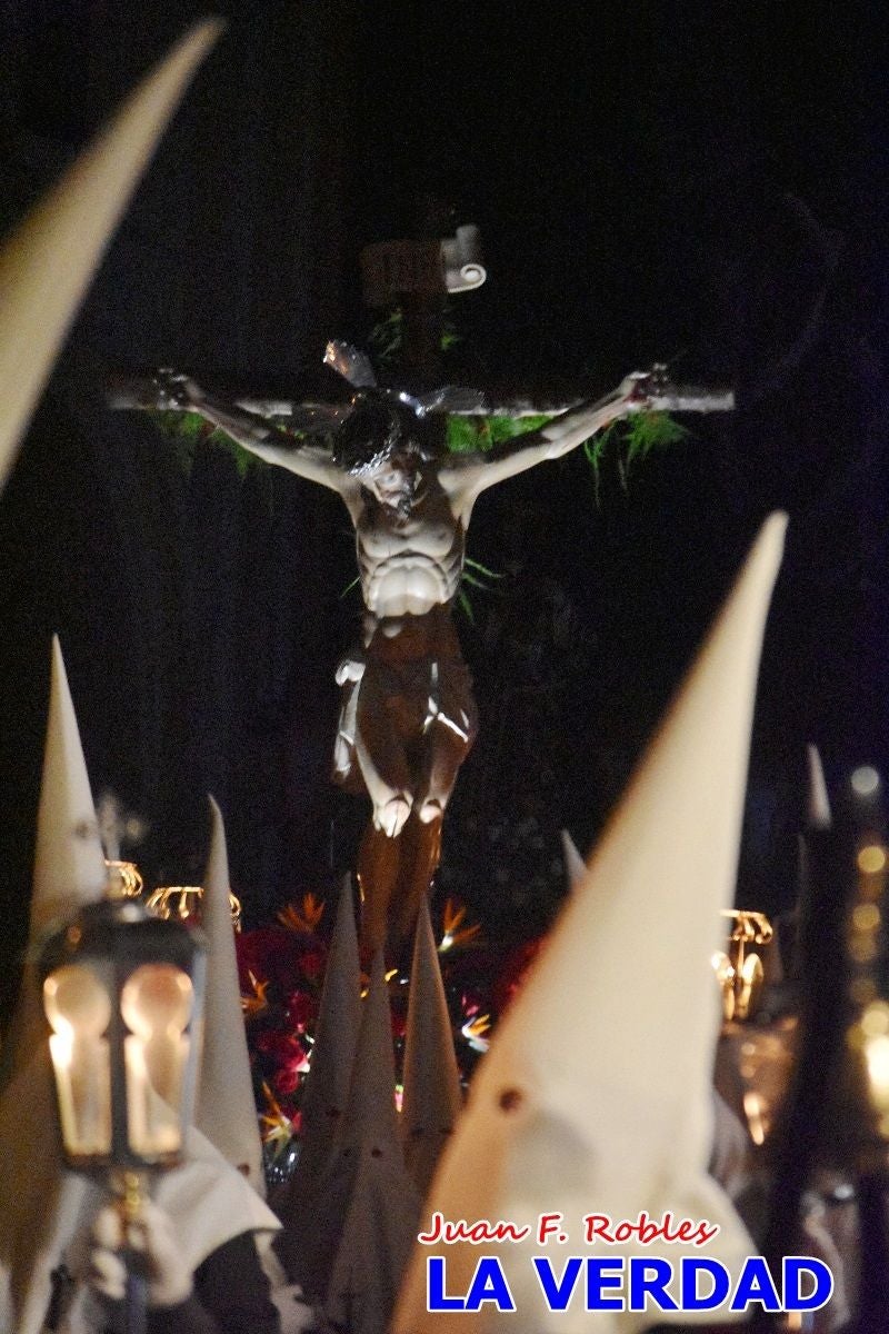 El Silencio inunda de solemnidad Caravaca de la Cruz en la noche de Jueves Santo