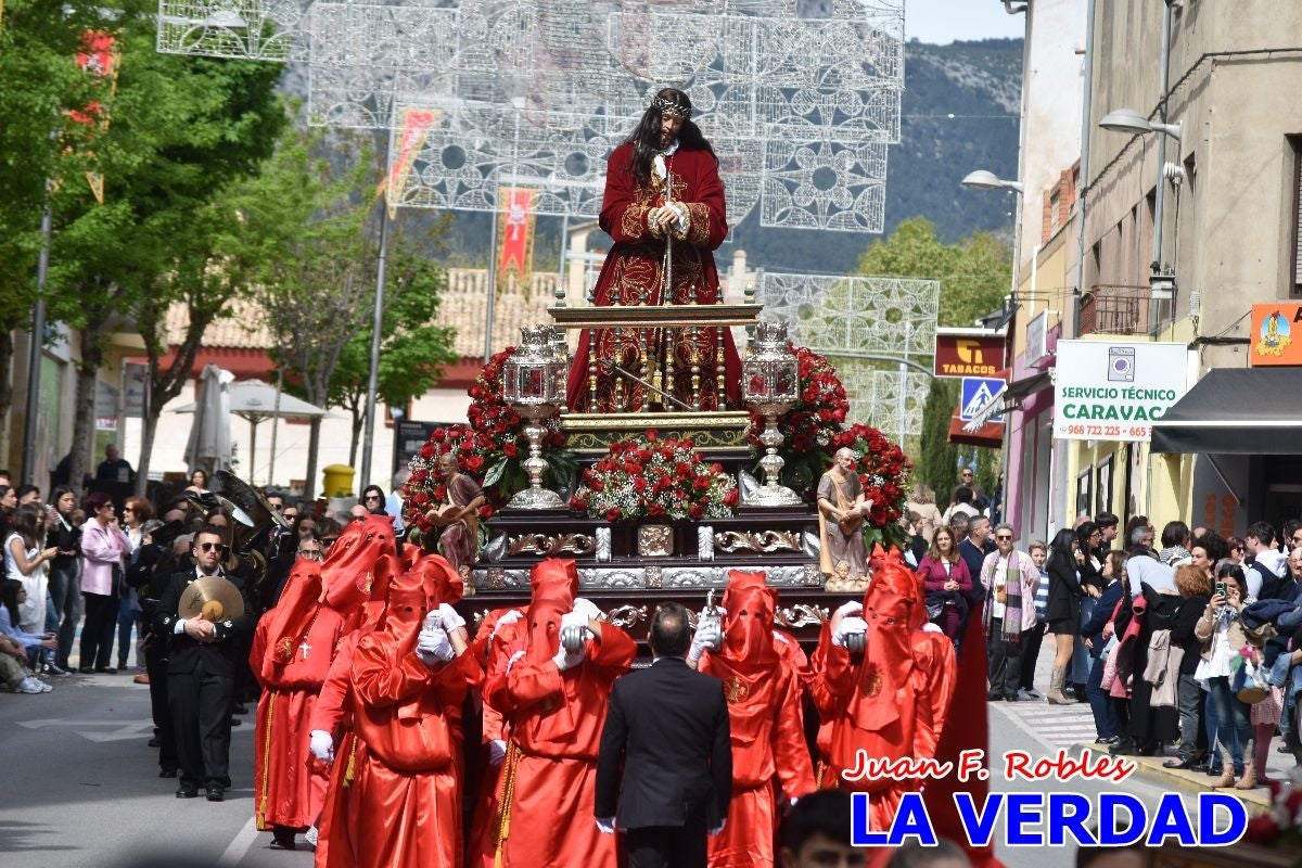 El Señor del Balcón abre la procesión del Encuentro en Caravaca de la Cruz