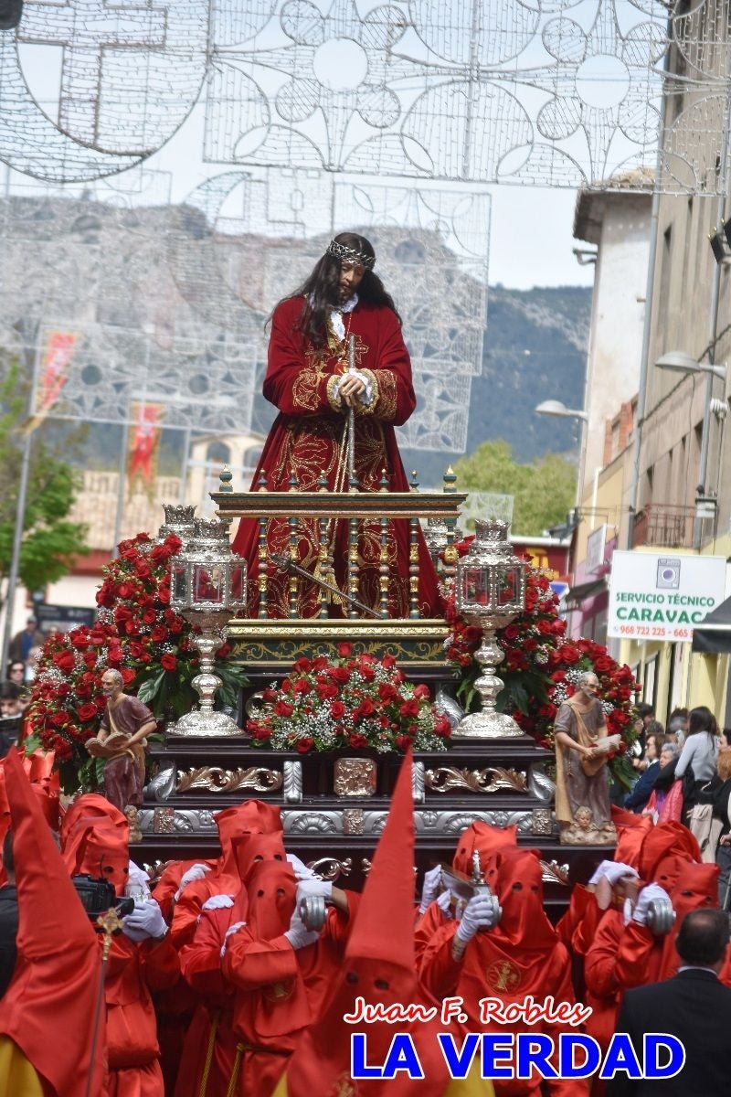 El Señor del Balcón abre la procesión del Encuentro en Caravaca de la Cruz