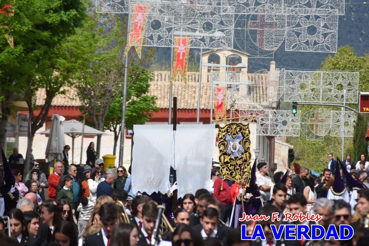 Nuestro Padre Jesús Nazareno se pasea como «El Señor de Caravaca» en Viernes Santo