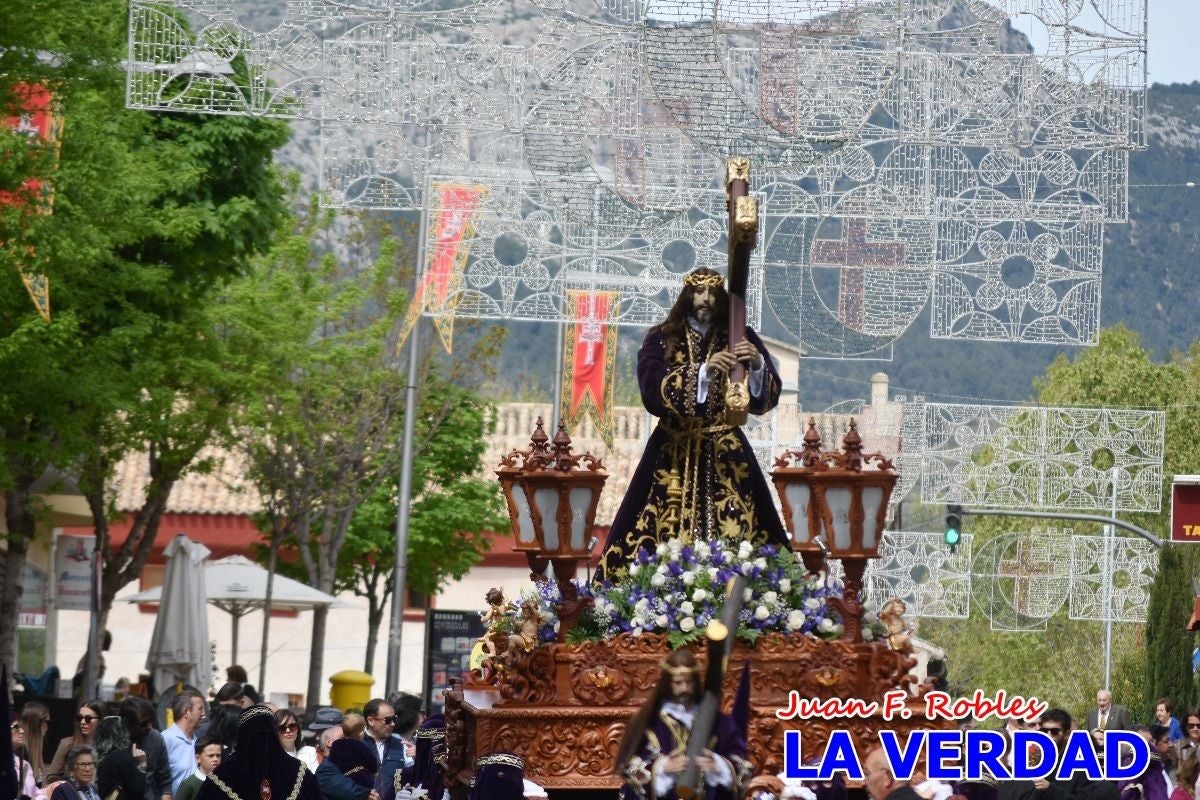 Nuestro Padre Jesús Nazareno se pasea como «El Señor de Caravaca» en Viernes Santo