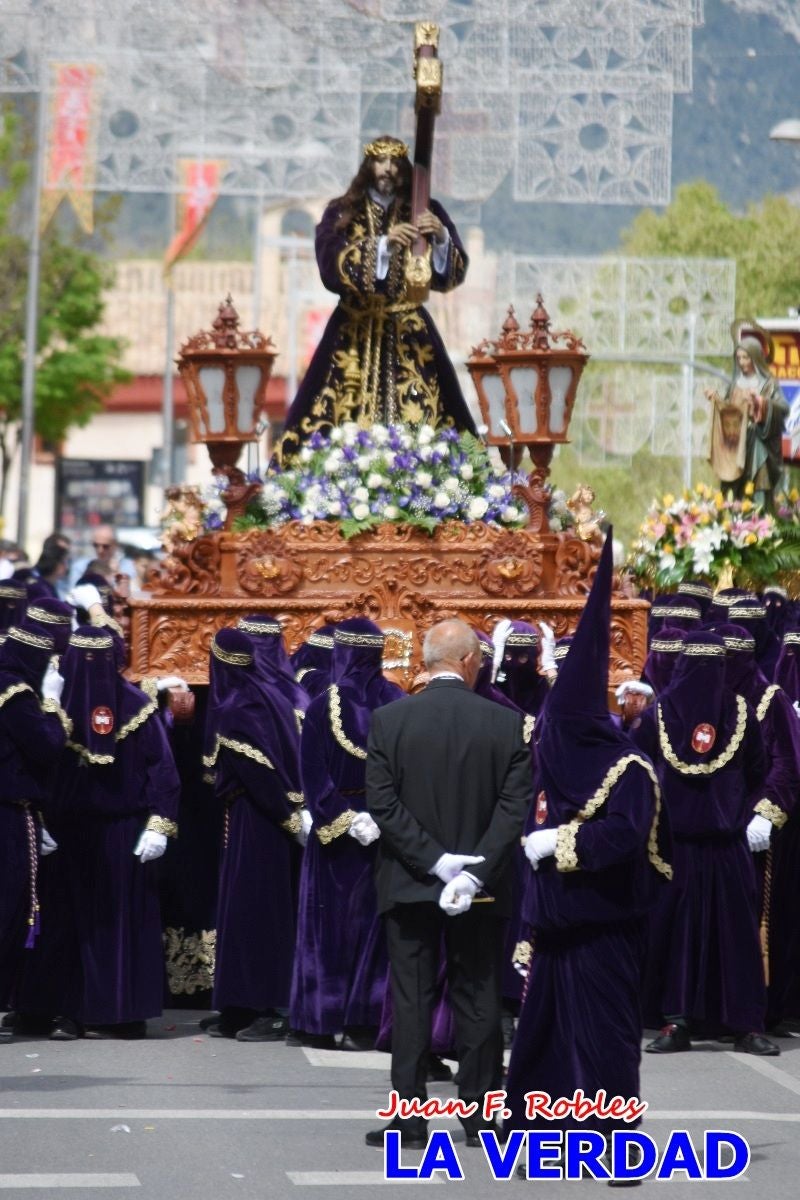 Nuestro Padre Jesús Nazareno se pasea como «El Señor de Caravaca» en Viernes Santo