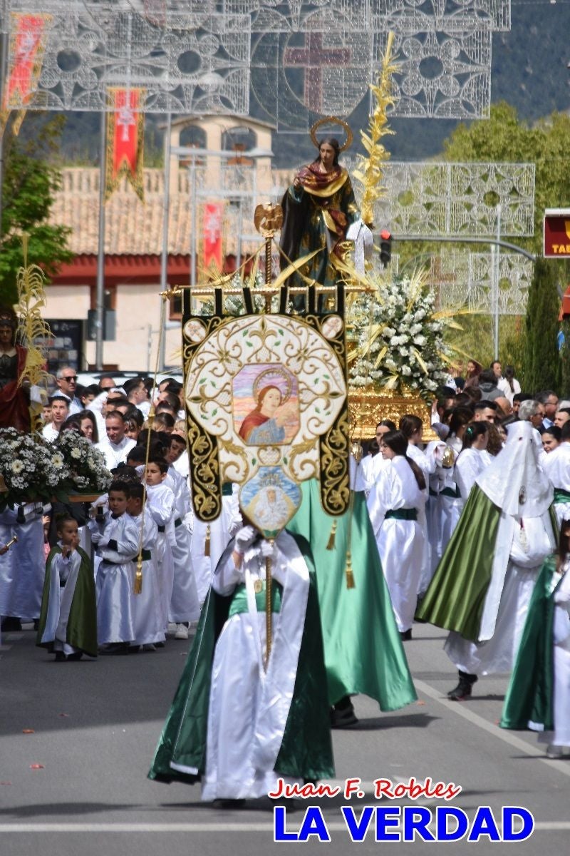 San Juan marca el paso en «El Encuentro» de Viernes Santo en Caravaca de la Cruz