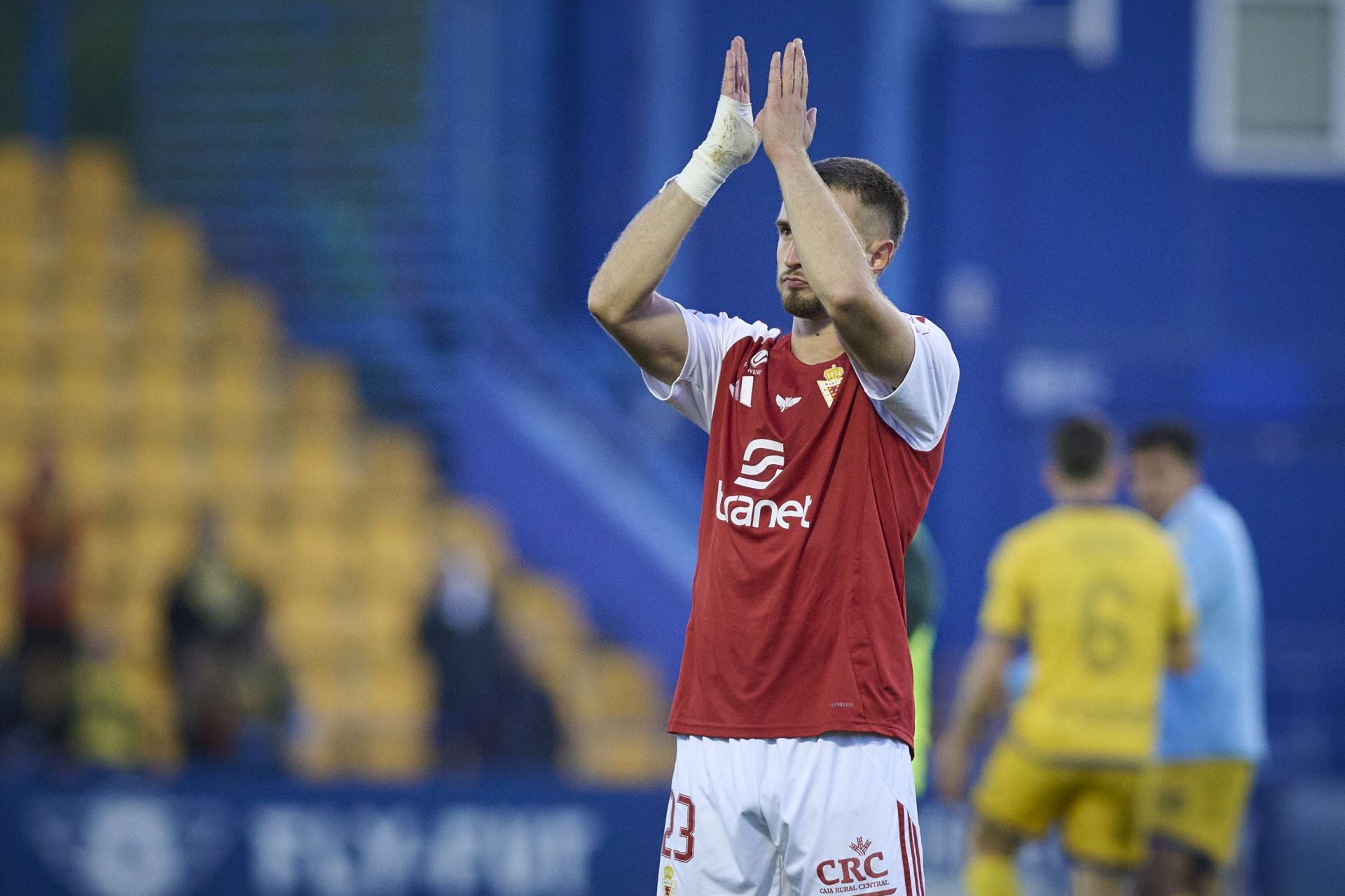 La derrota del Real Murcia frente al Alcorcón, en imágenes