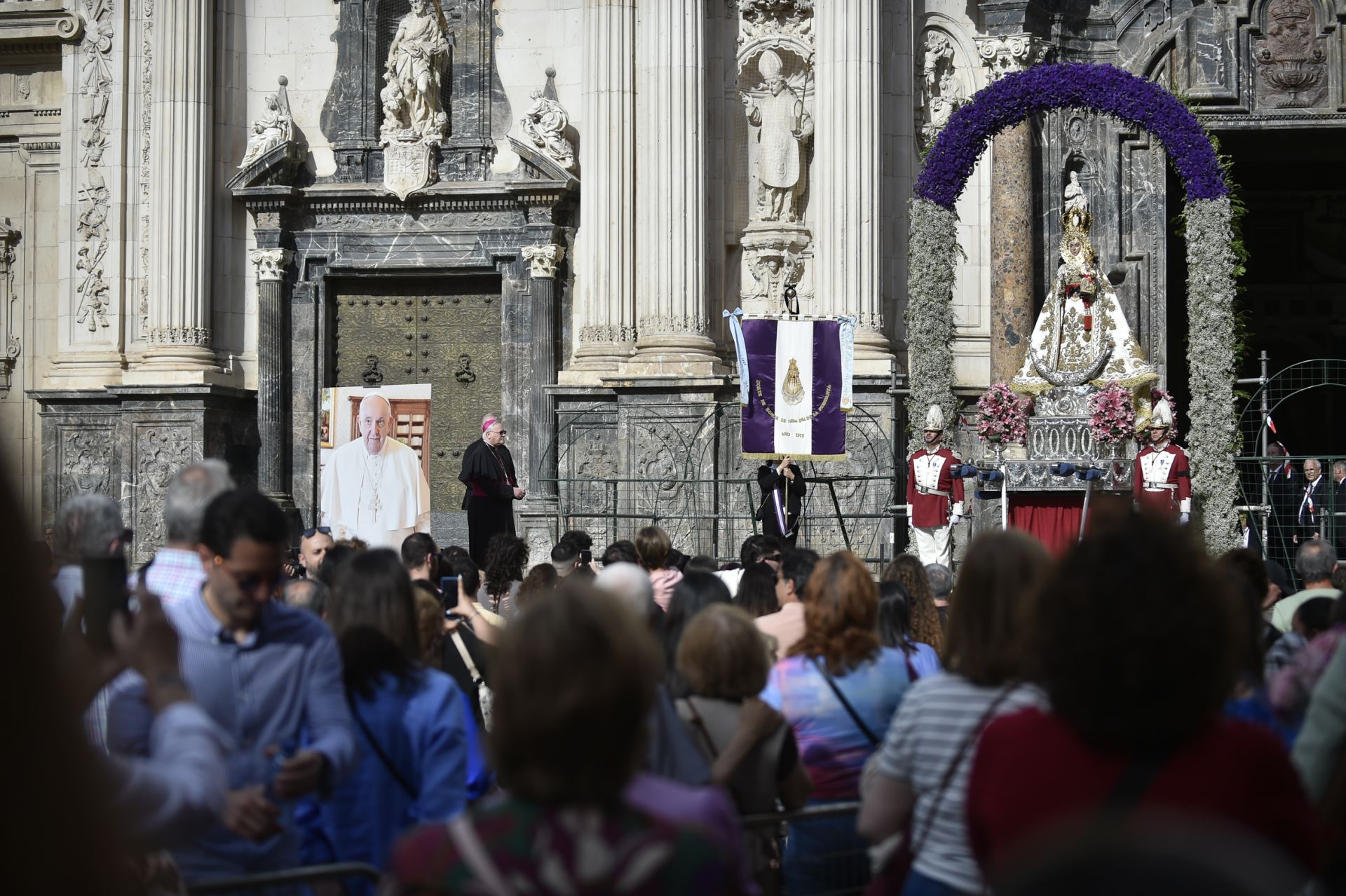Ofrenda a la Virgen de la Fuensanta, en imágenes