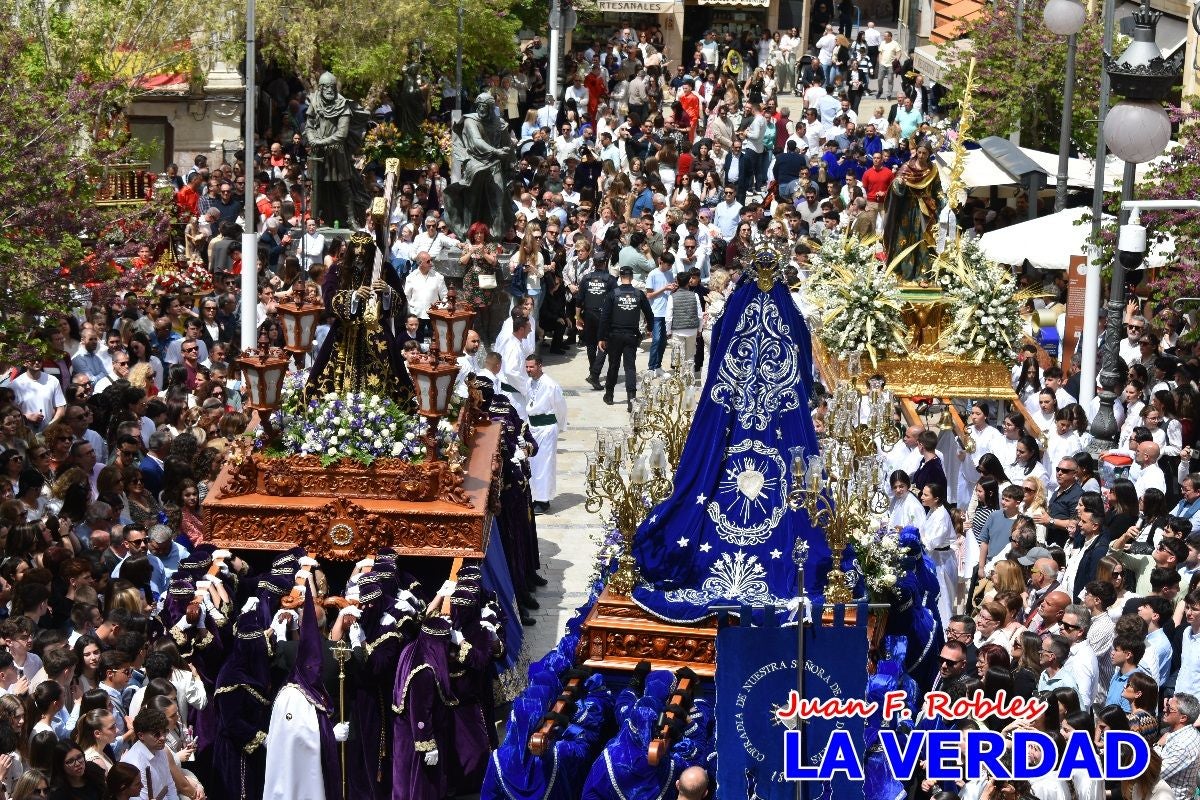 «El Encuentro» llena de emoción la plaza del Arco en Caravaca de la Cruz - II
