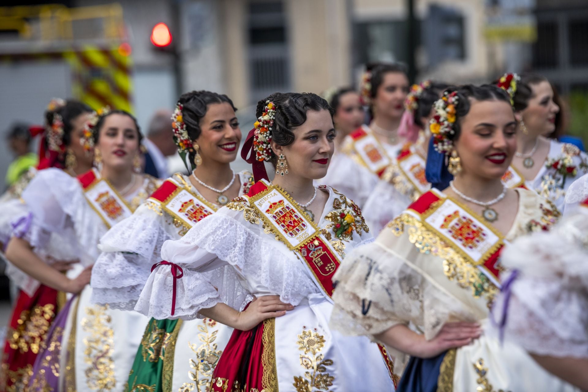 La primavera explota en las plazas de Murcia, en imágenes