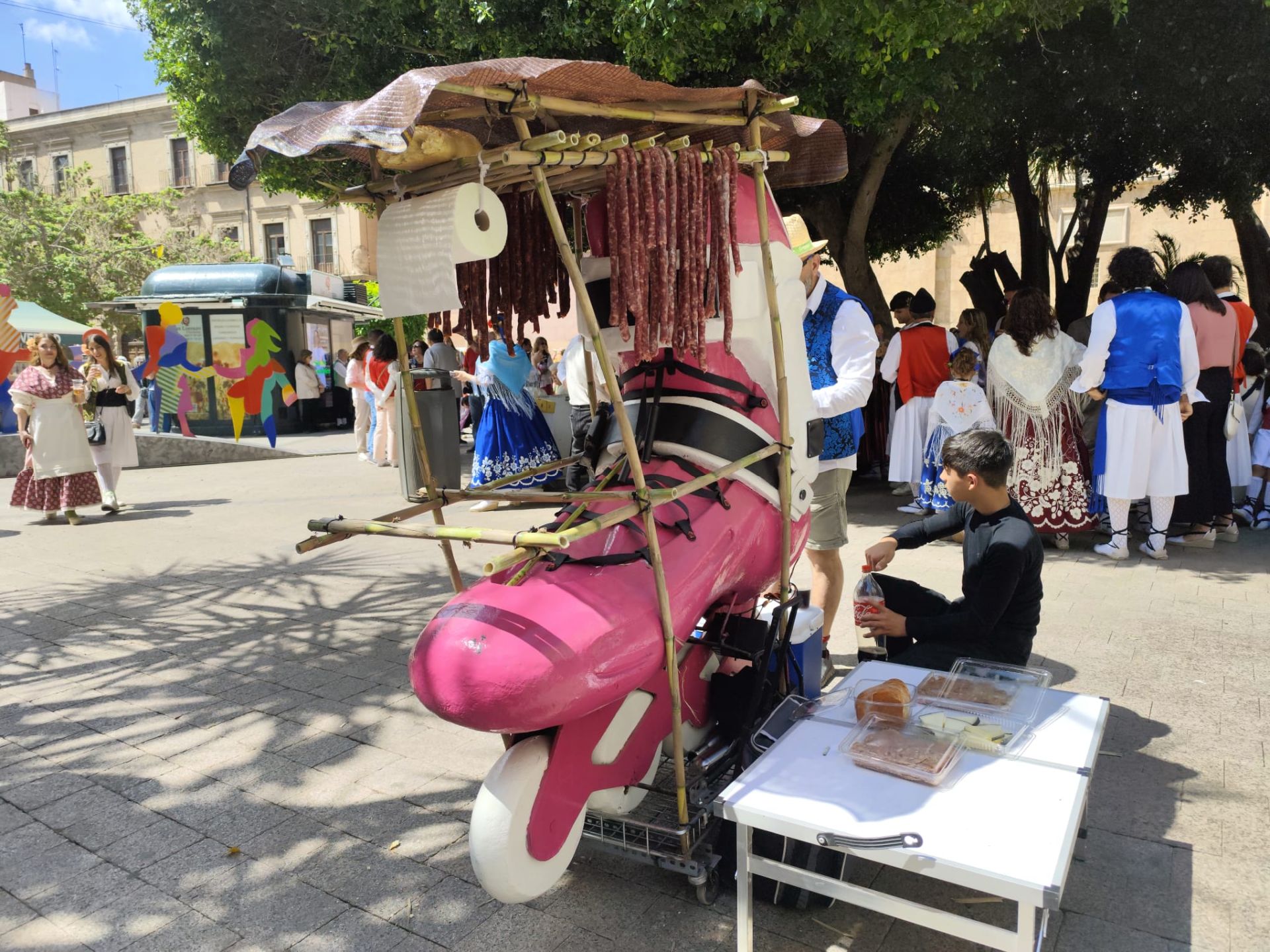 Carritos cargados de originalidad en el Bando de la Huerta