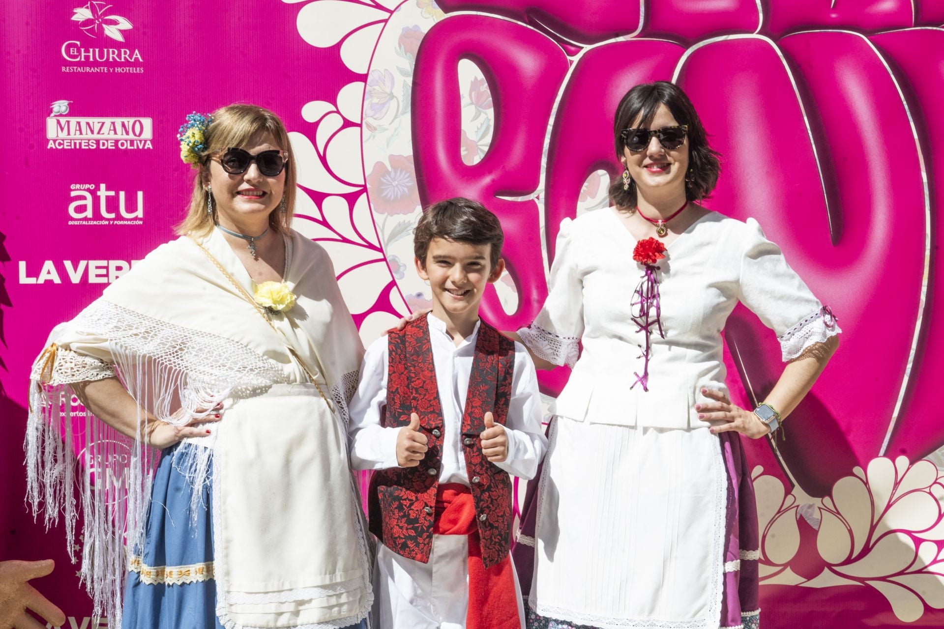 El &#039;Glambot&#039; de LA VERDAD y Photoflash Events en el Bando de la Huerta, en imágenes