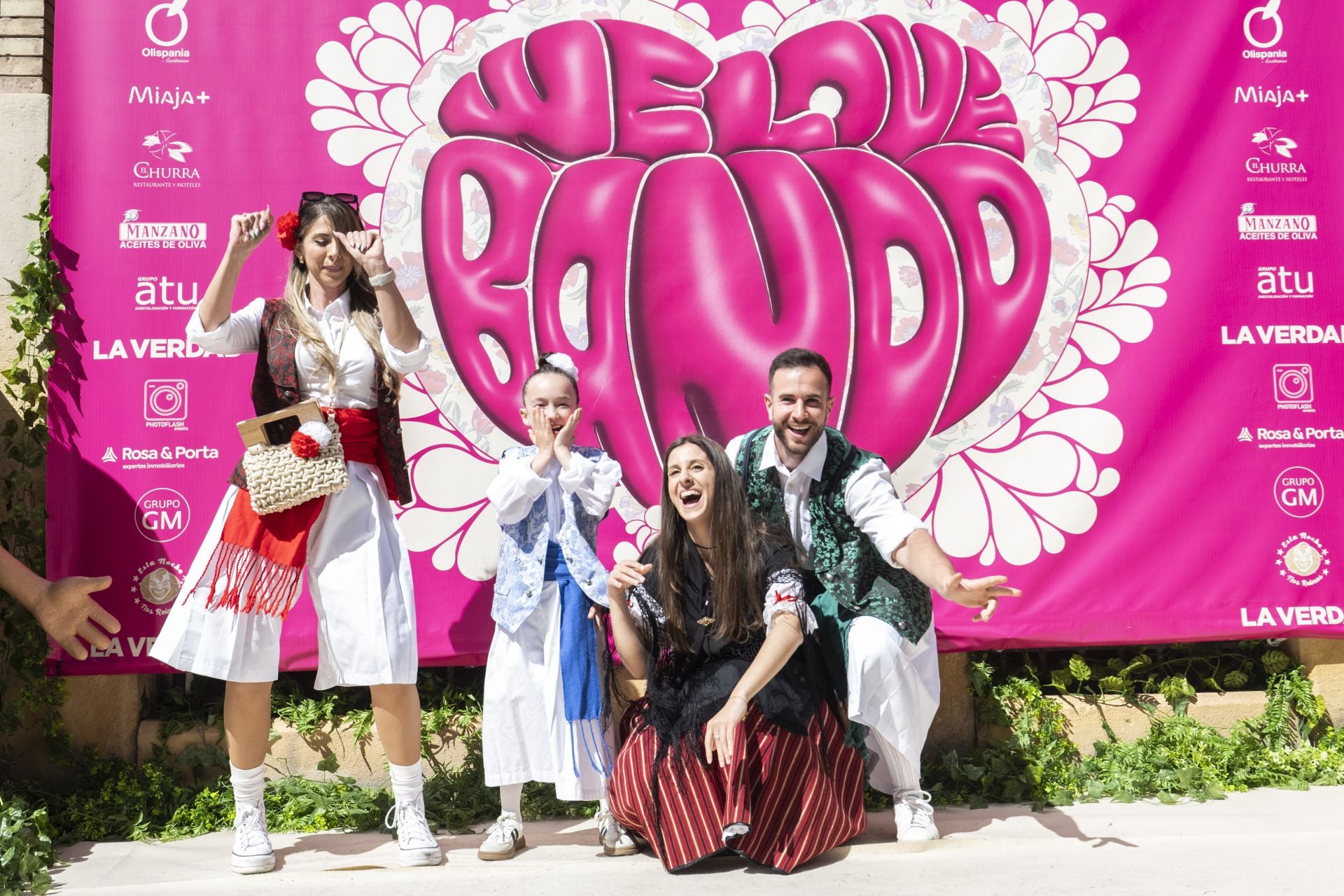 El &#039;Glambot&#039; de LA VERDAD y Photoflash Events en el Bando de la Huerta, en imágenes