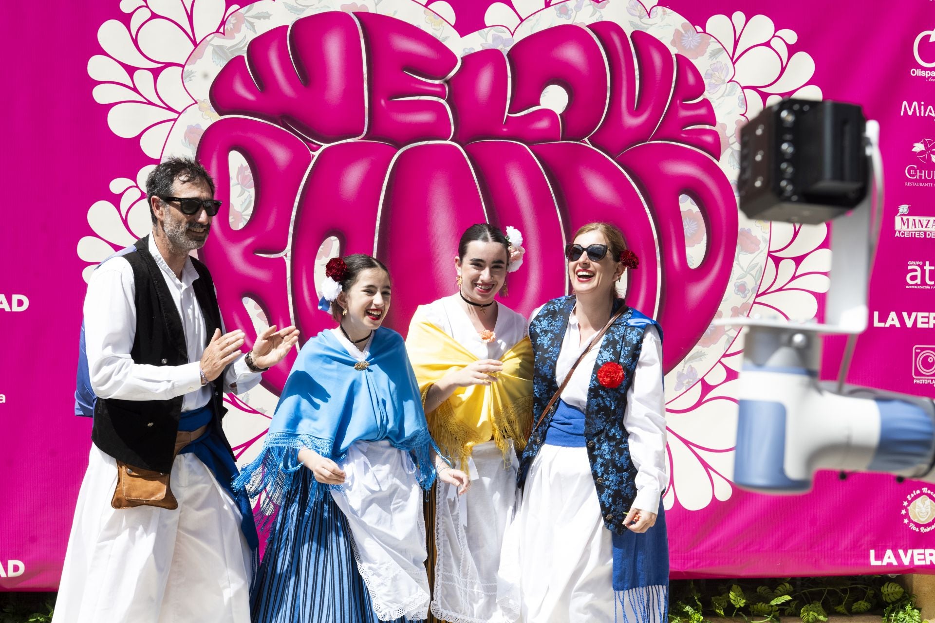 El &#039;Glambot&#039; de LA VERDAD y Photoflash Events en el Bando de la Huerta, en imágenes