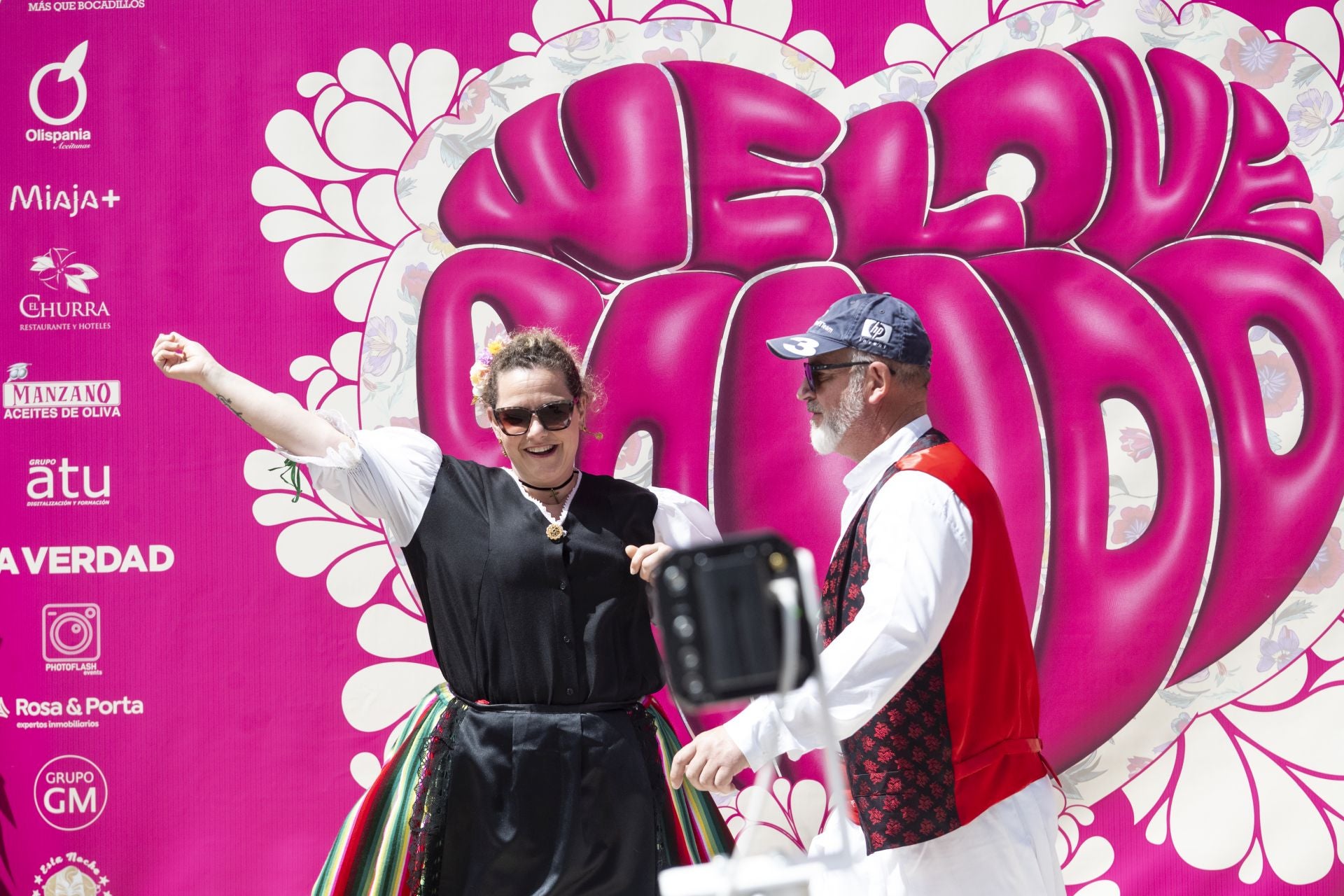 El &#039;Glambot&#039; de LA VERDAD y Photoflash Events en el Bando de la Huerta, en imágenes