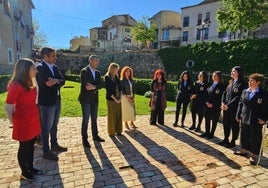 La consejera López Aragón y el alcalde de Caravaca, en el centro, ayer, en la clausura del último programa.