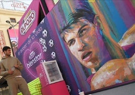 Carlos Alcaraz, este miércoles, en la plaza Callao.