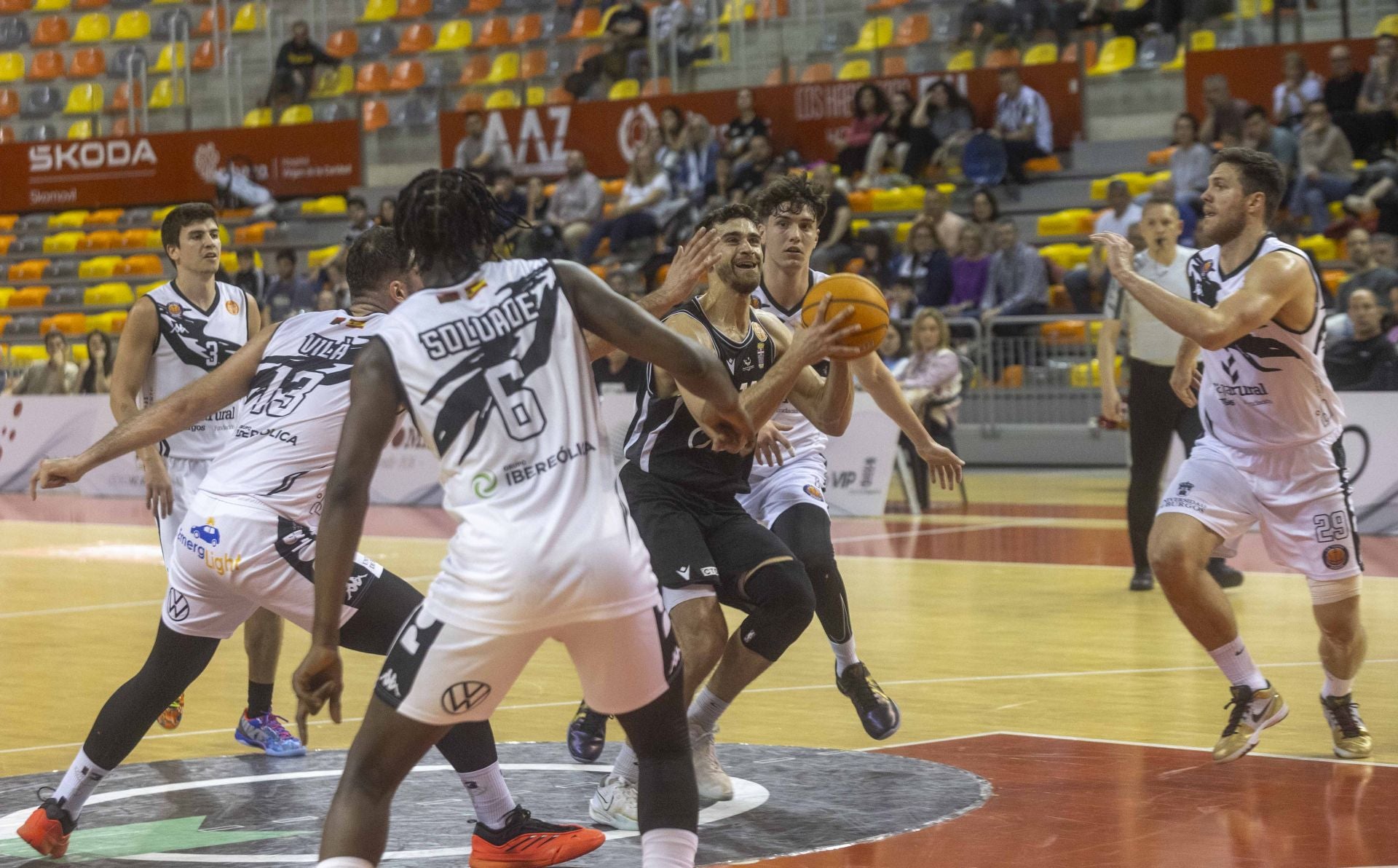 Las imágenes del Cebé-Burgos (83-65)