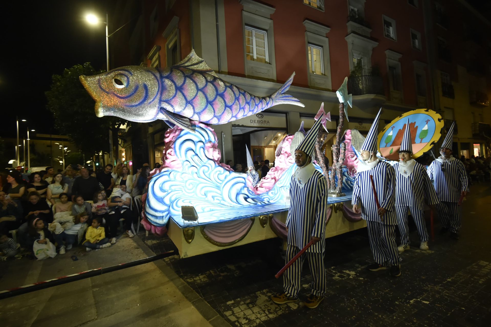 El desfile de la llegada de la Sardina a Murcia, en imágenes