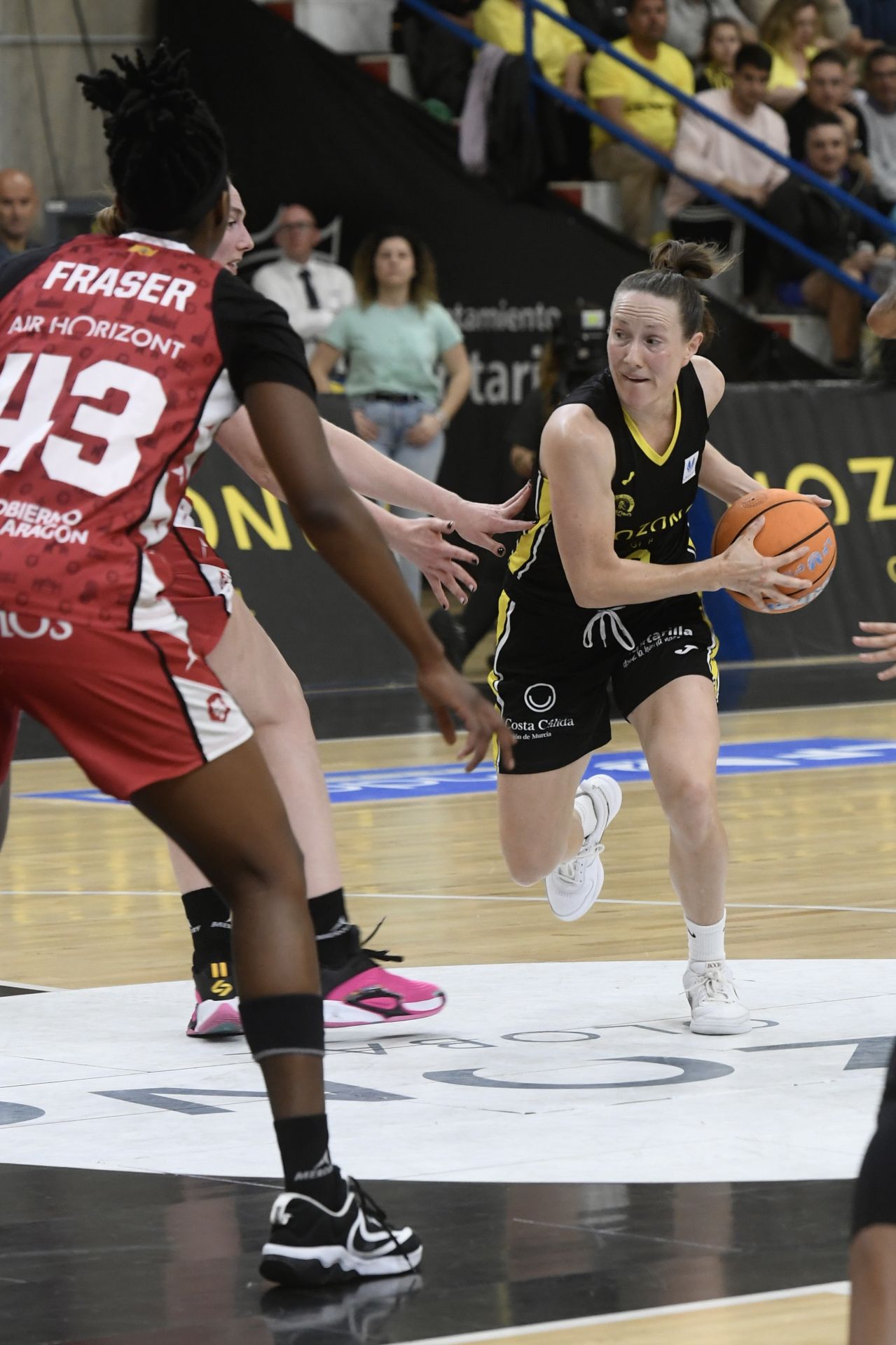Las imágenes del encuentro Jairis-Zaragoza (70-68)