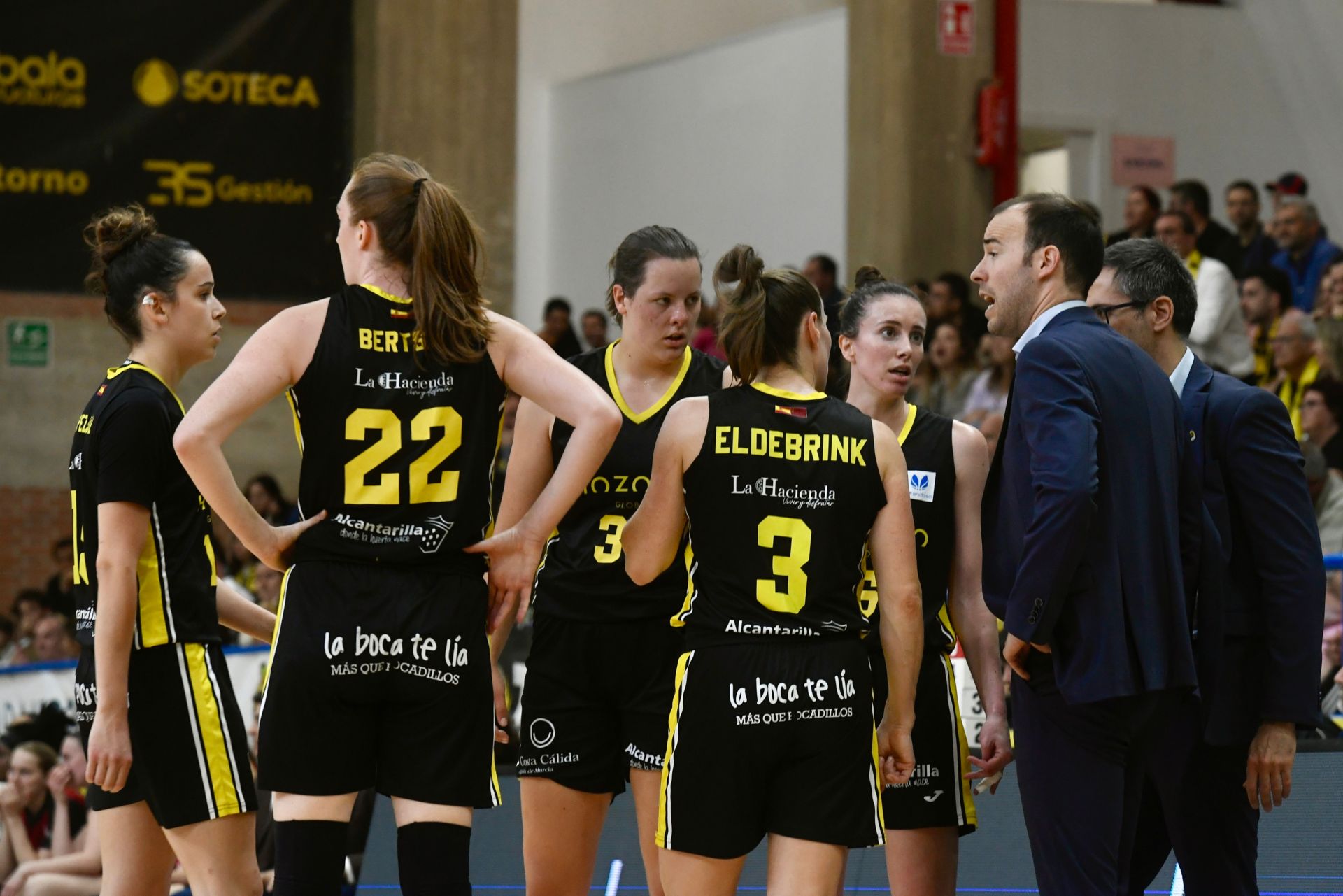 Las imágenes del encuentro Jairis-Zaragoza (70-68)