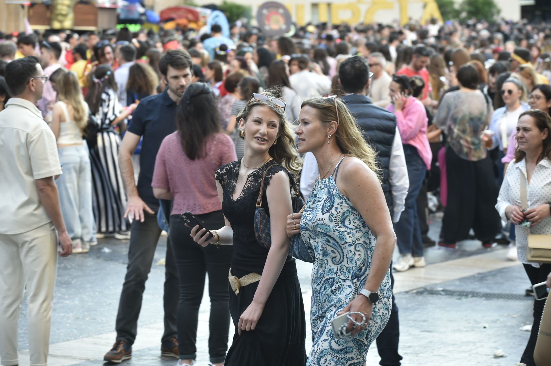 El desfile de la llegada de la Sardina a Murcia, en imágenes